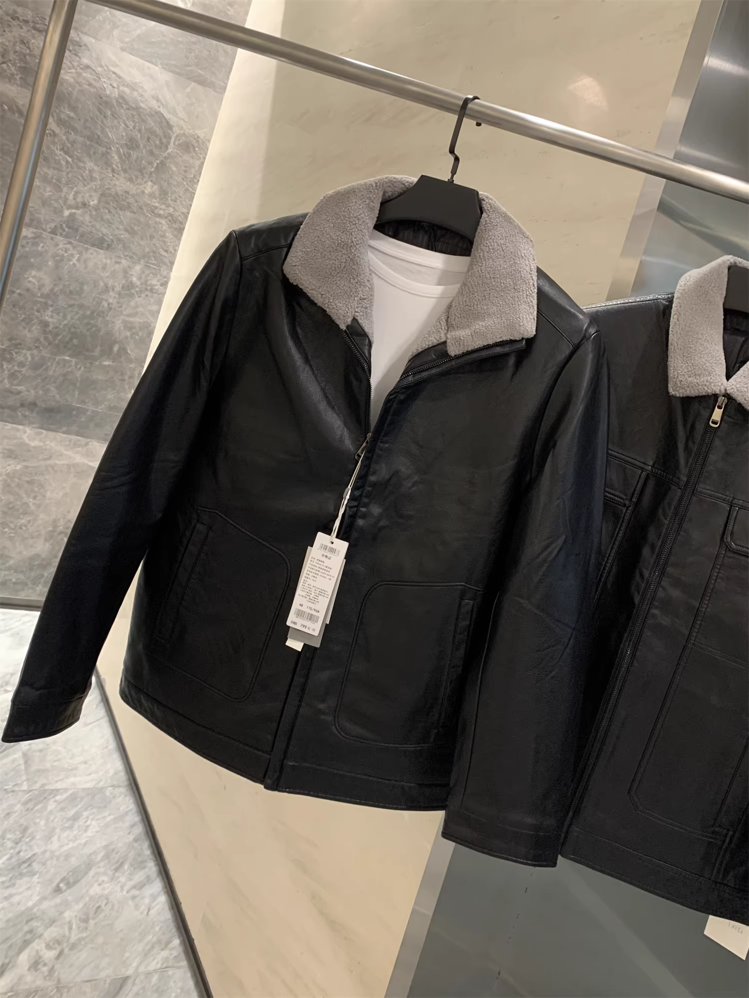 Don Quixote đang giảm giá! Áo khoác mùa đông kiểu doanh nhân thường ngày, ấm áp và thoải mái, lót lông cừu giả da dành cho nam.