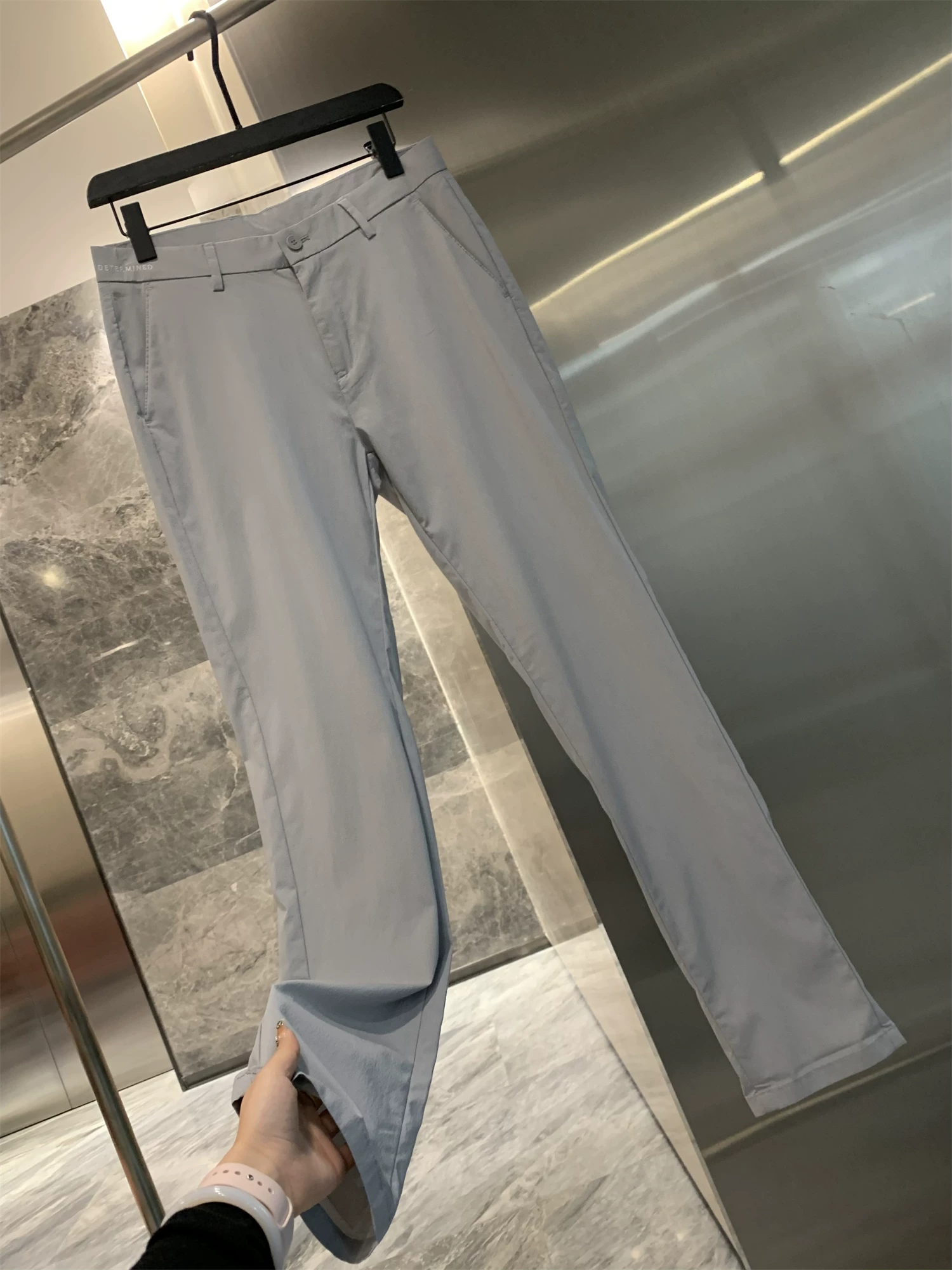 Don Quixote Thin Series! Cần thiết cho mùa hè! Quần âu màu trơn, thoáng mát, mềm mại, thân thiện với làn da.