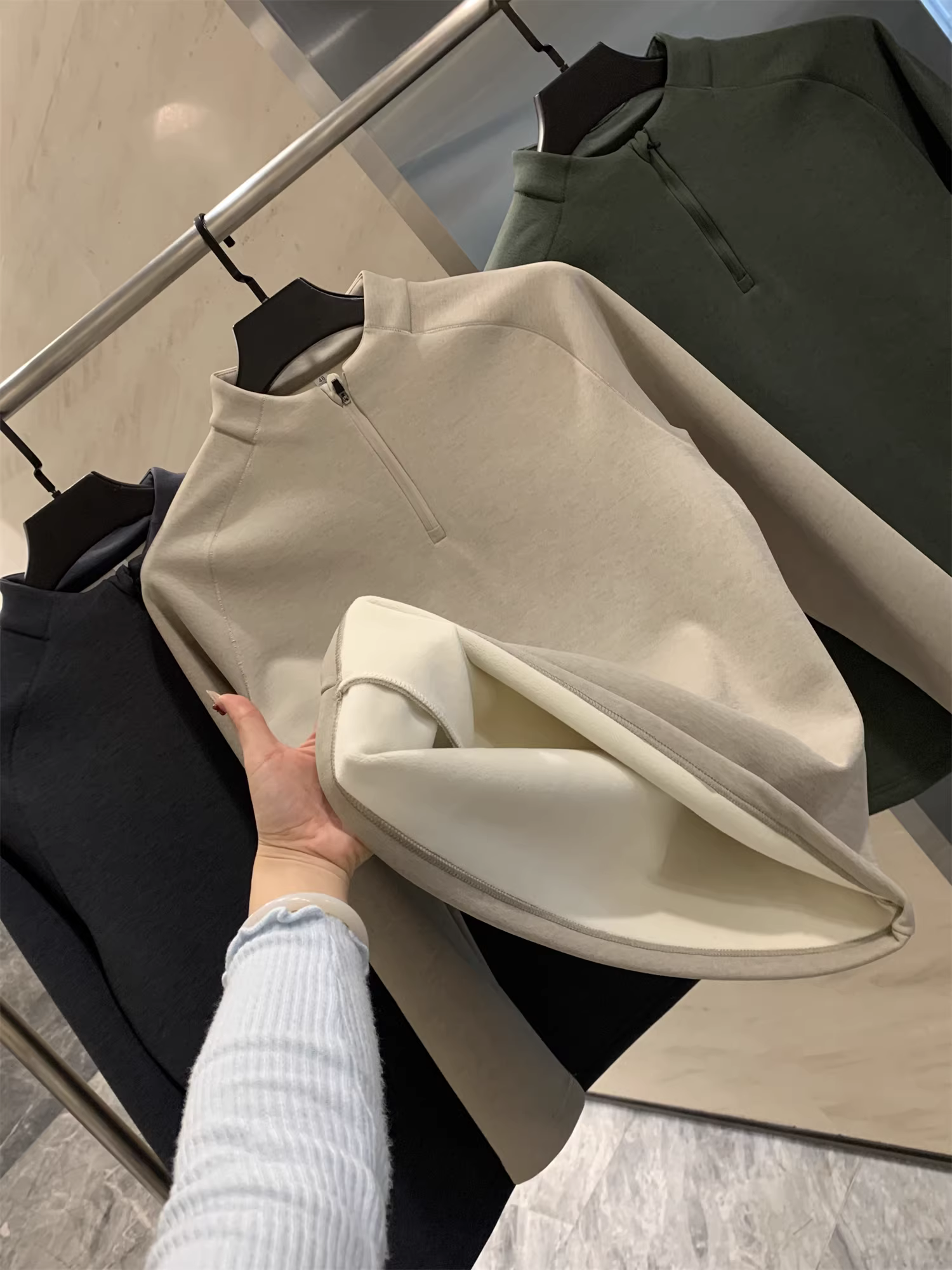 Công nghệ ngoài trời Don Quixote! Áo len nam màu trơn nửa khóa kéo nửa cổ cao phong cách chức năng mùa thu đông hợp thời trang