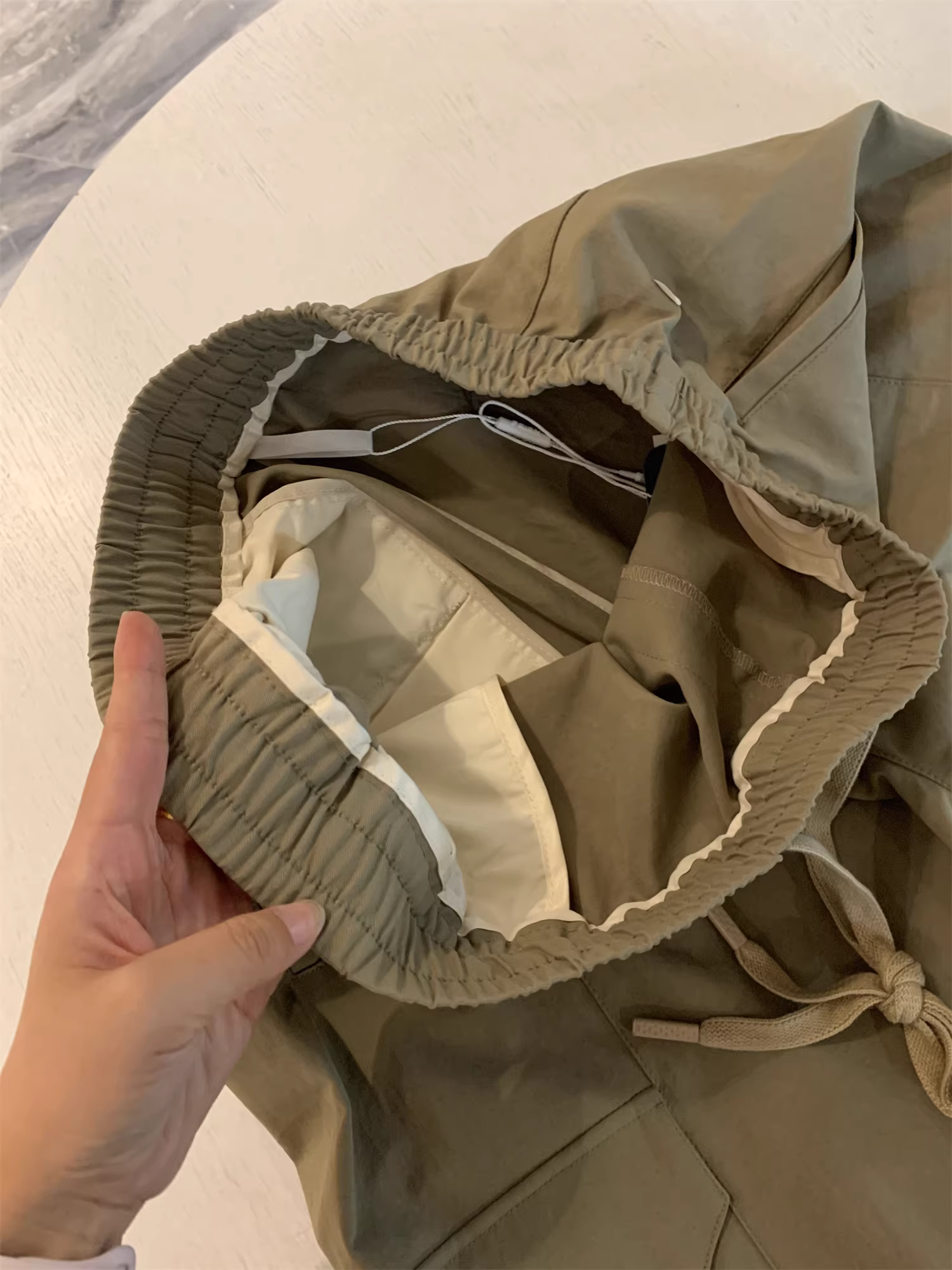 Đơn đặt hàng của Don Quixote Company! Kiểu dáng thật tuyệt vời! Quần cargo lưng thun mùa thu có túi lớn, quần dài thường ngày dành cho nam.