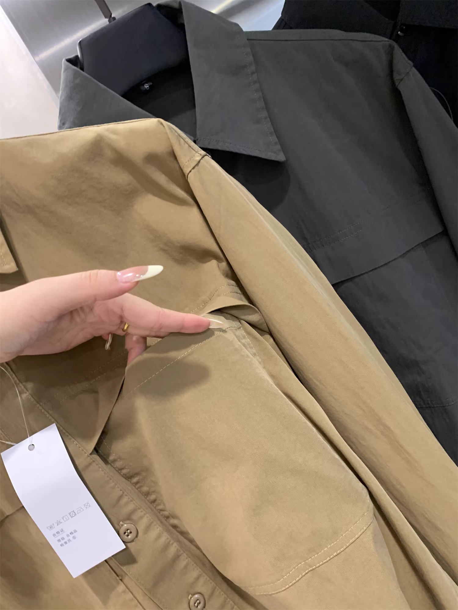 Áo khoác sơ mi cổ điển nam phong cách quân đội Nhật Bản Don Quixote! Áo khoác sơ mi dài tay có cổ hai túi mùa xuân thu