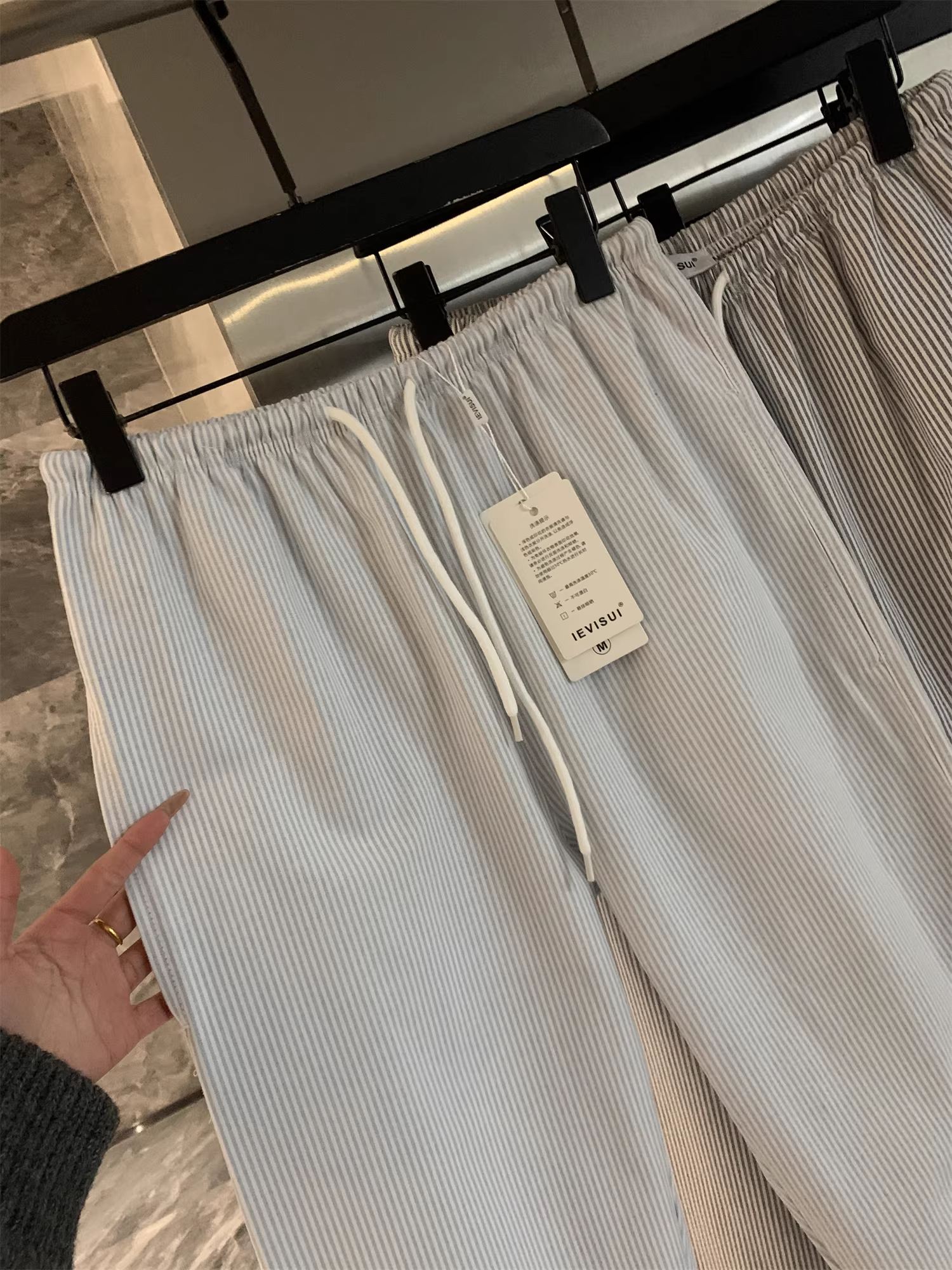 Don Quixote theo phong cách Nhật Bản! Quần cotton pha sọc dọc thoáng khí dành cho nam, quần ống đứng, lưng thun, quần thường ngày, quần thời trang