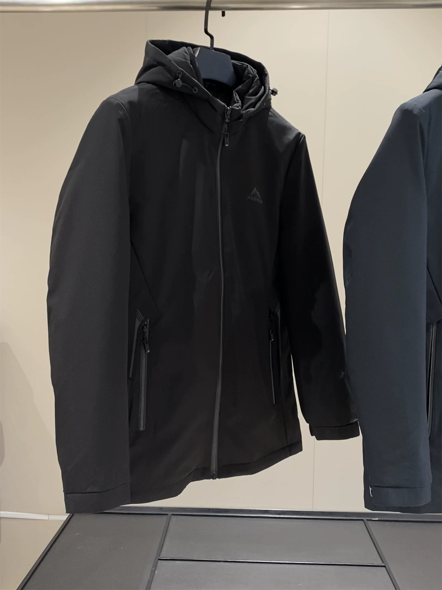 Don Quixote Luojia Chuyuan! Áo khoác lông vũ có mũ trùm đầu, lót bông, mùa đông, 90% lông vũ trắng!