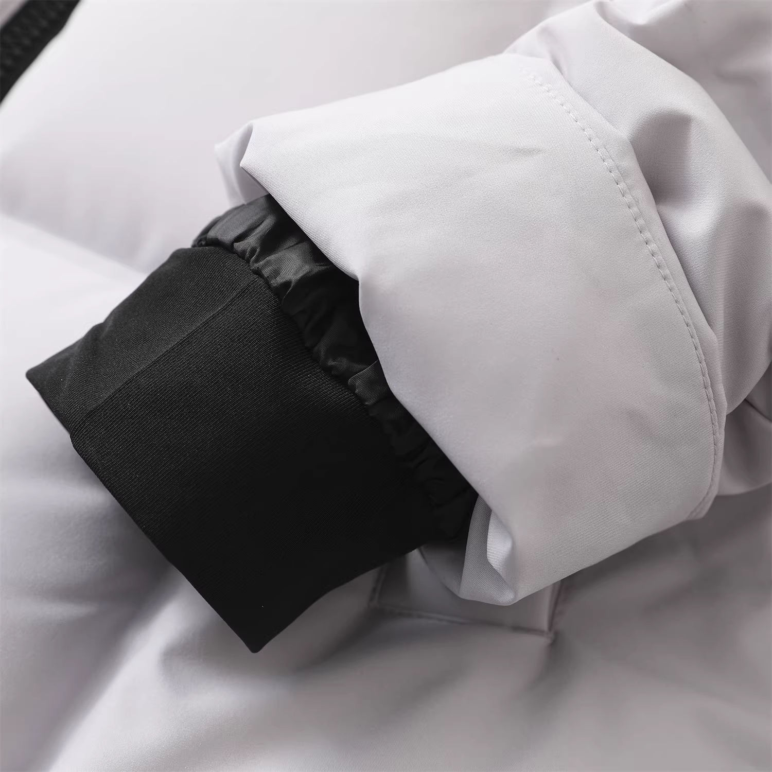 Áo khoác phao nam Don Quixote Cloud-like Puff mềm mại và ấm áp mùa đông, chất liệu 90% lông vũ vịt, giữ nhiệt, kiểu dáng thời trang