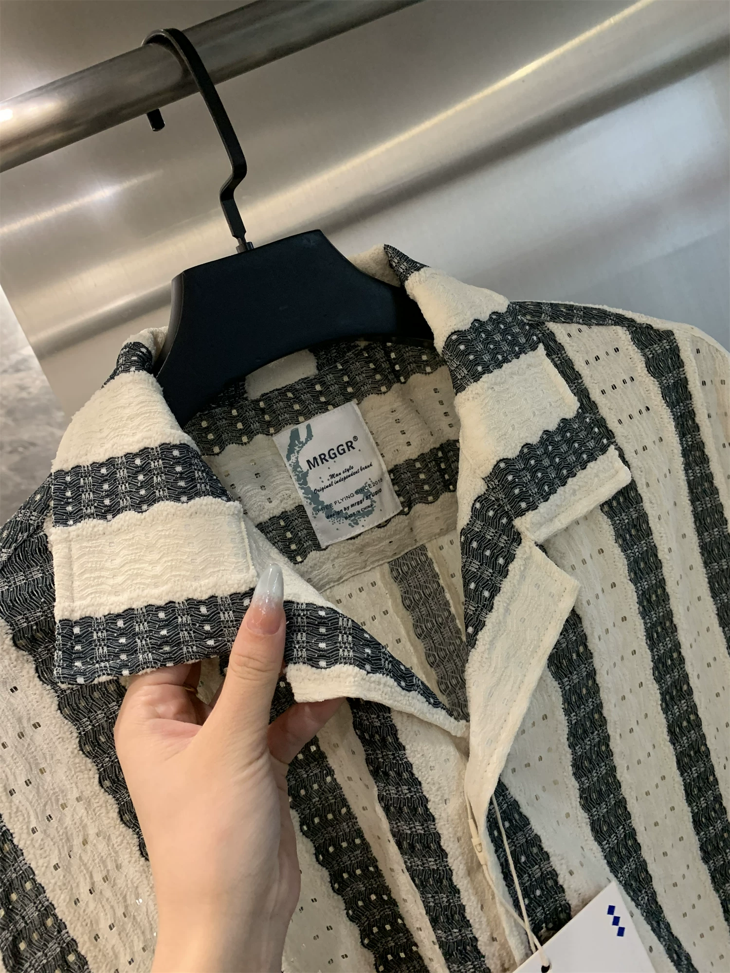 Áo sơ mi nam tay ngắn cổ Cuba, chất liệu thoáng mát mùa hè, kiểu dáng độc đáo, thủ công móc len tinh xảo! Phong cách cổ điển!