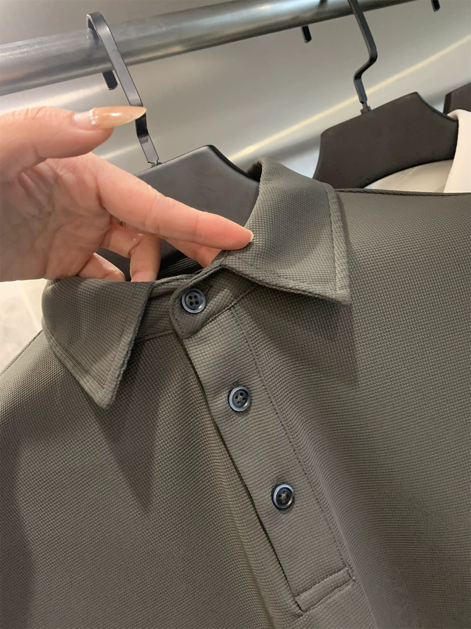 Đơn đặt hàng của công ty Don Quixote ODM! Kết cấu ngô mềm mịn! Áo POLO nam mùa xuân hè mềm mại, co giãn cao, thoáng khí.