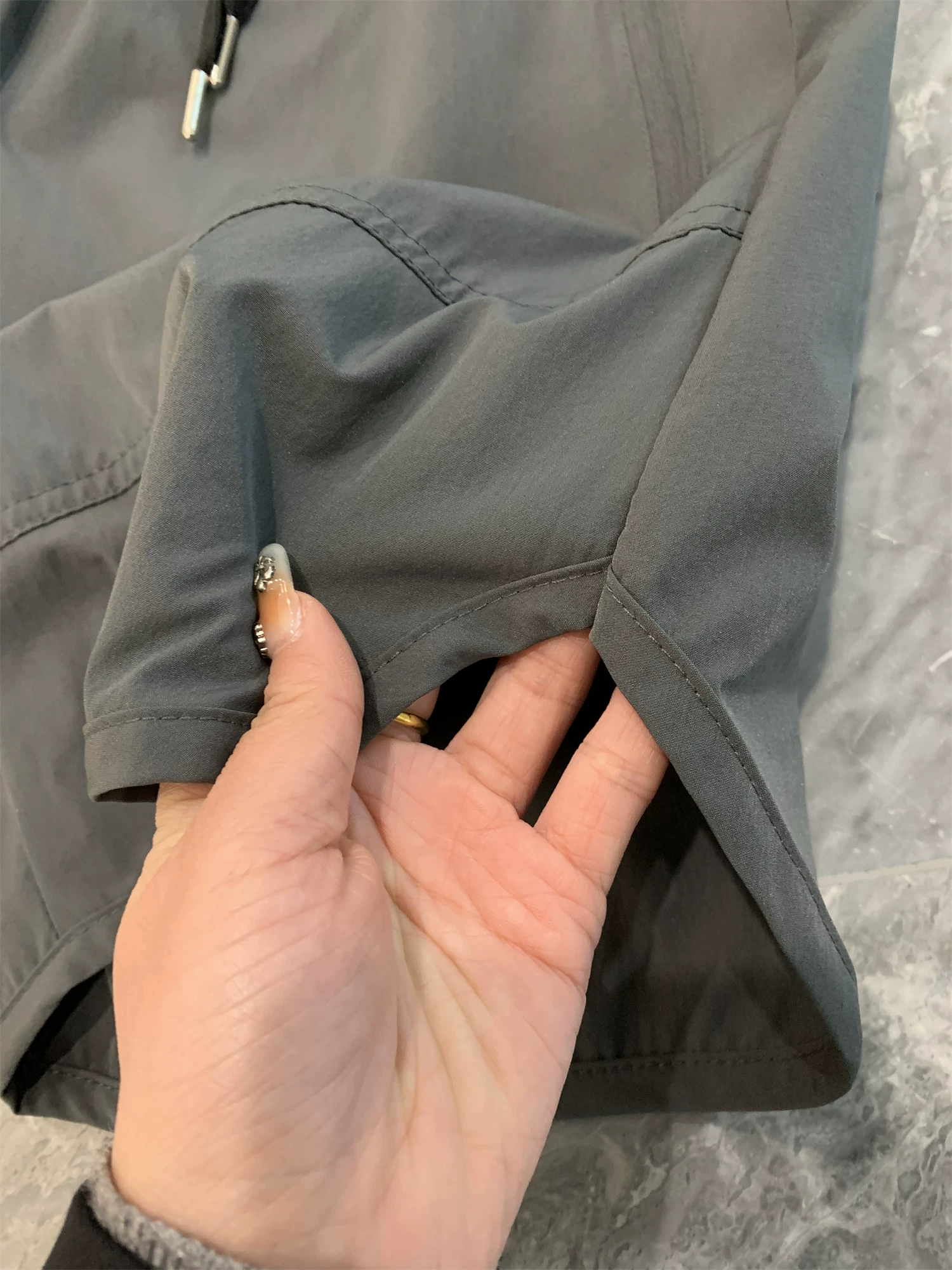 Don Quixote Outdoor! Quần short nam mùa hè đơn giản, nhanh khô, nhẹ, thoáng khí, kiểu dáng thời trang năm điểm.