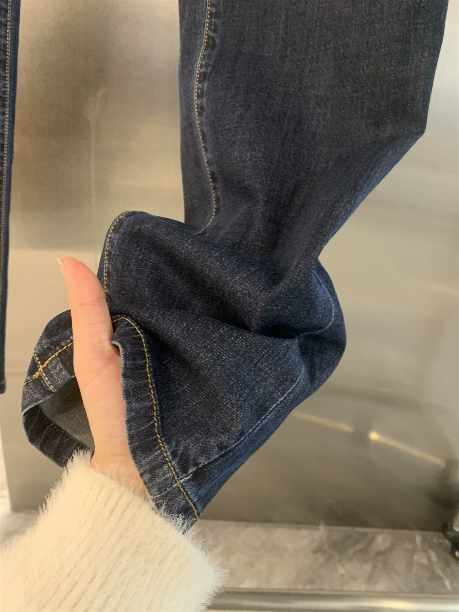 Don Quixote phong cách kinh doanh lịch lãm! Quần denim nam chất liệu pha lụa mềm mại, dáng suông, giặt mềm mại.