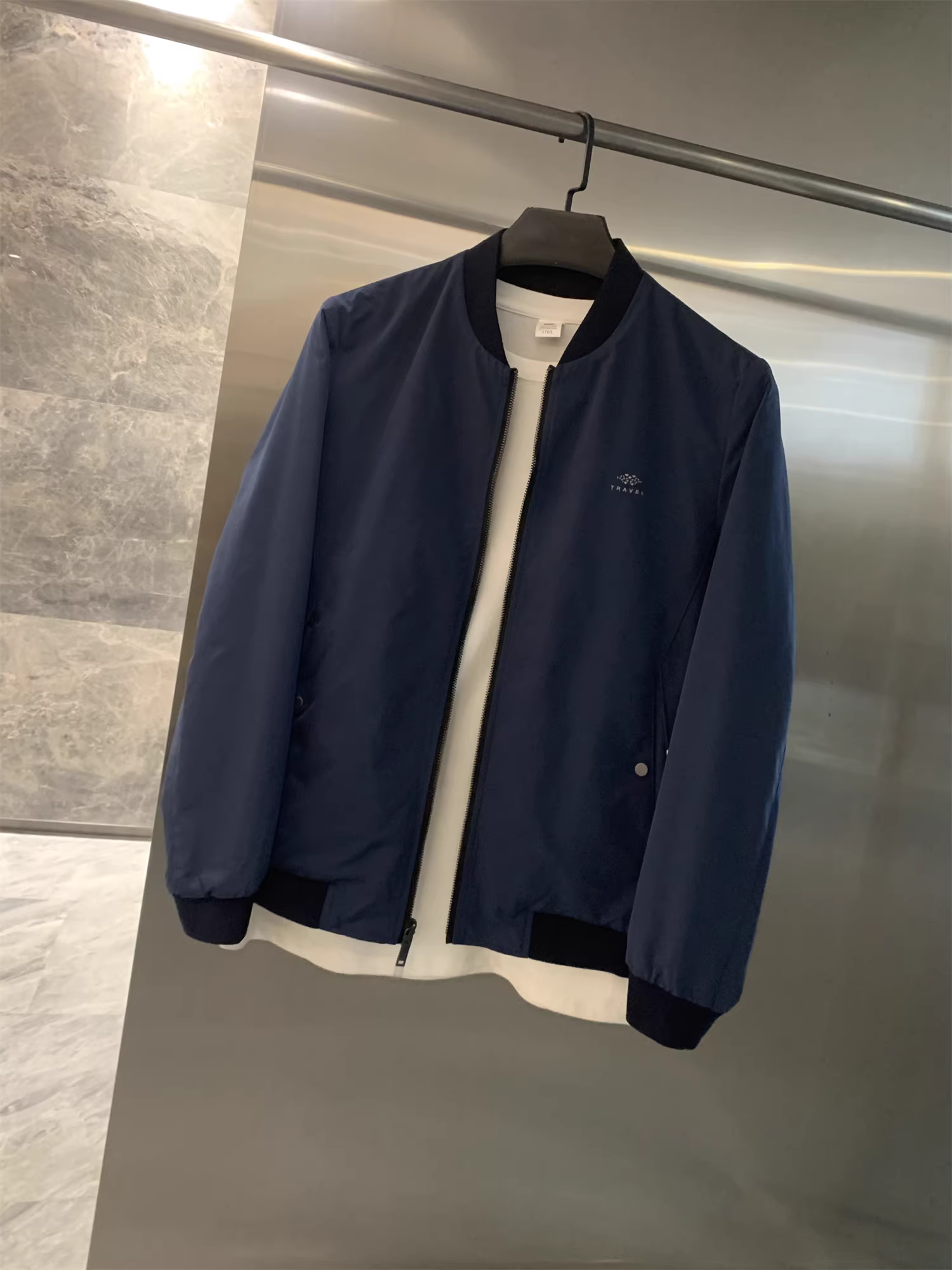 Hàng phúc lợi Don Quixote! Có thể đảo ngược! Phong cách Xuân Thu, Áo khoác cổ bóng chày mịn màng, tinh tế, thoáng khí dành cho nam.