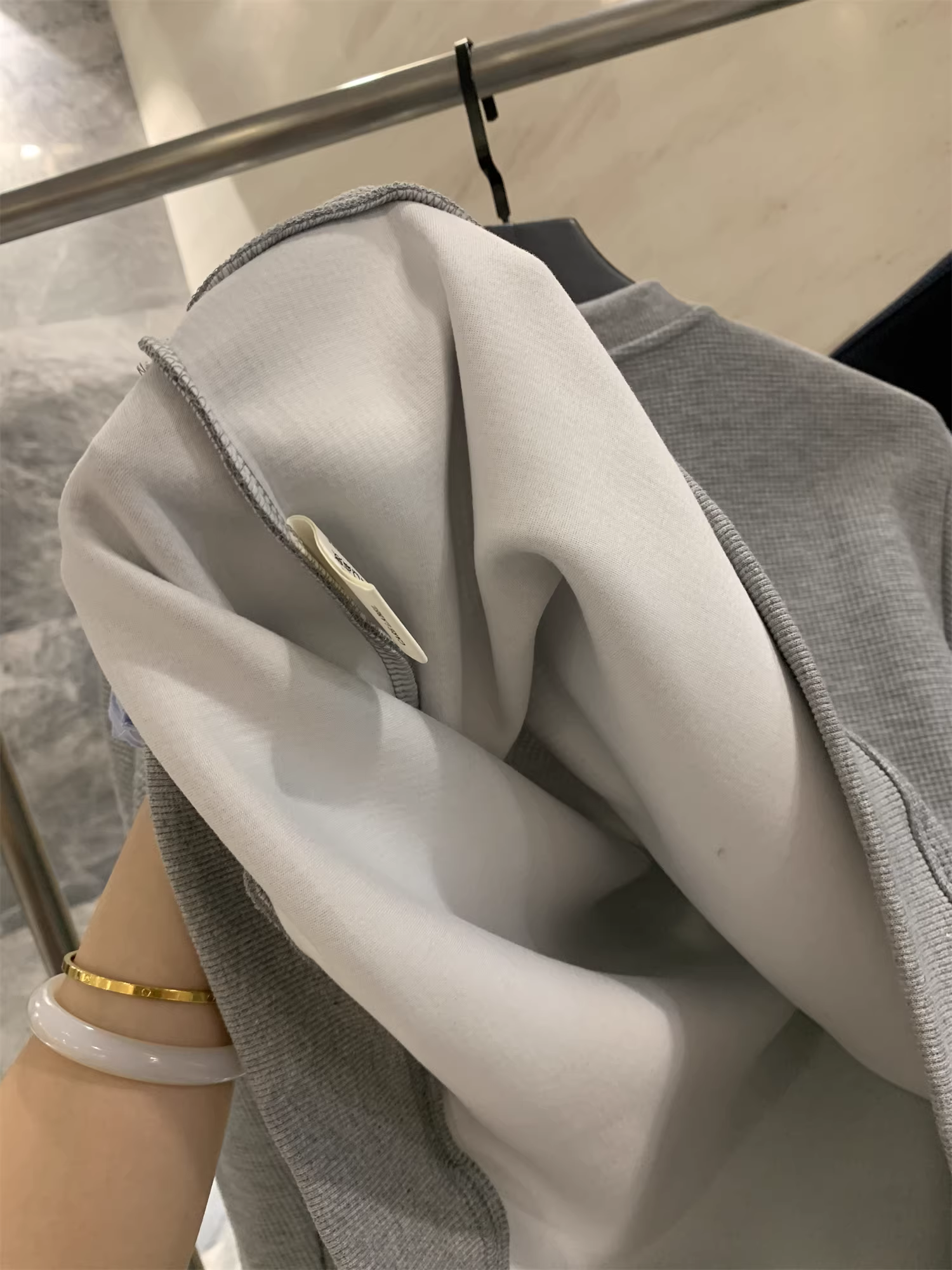 Dòng thiết kế Nhật Bản Don Quixote! Áo nỉ nam đa năng có cổ Henry có cổ màu trơn hợp thời trang mùa thu