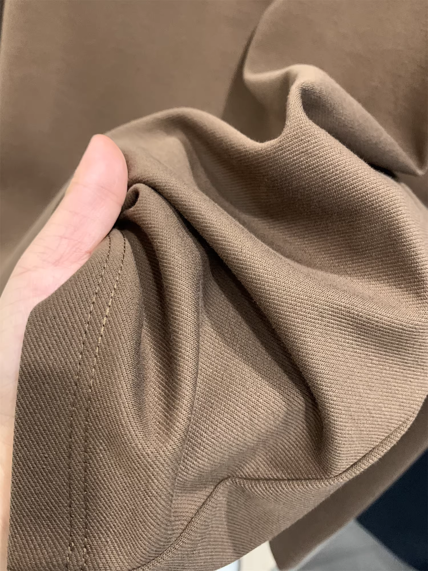 Don Quixote Light Luxury Series! Chất liệu pha lụa! Áo Polo tay dài cổ trụ màu trơn mùa thu phong cách doanh nhân lịch lãm