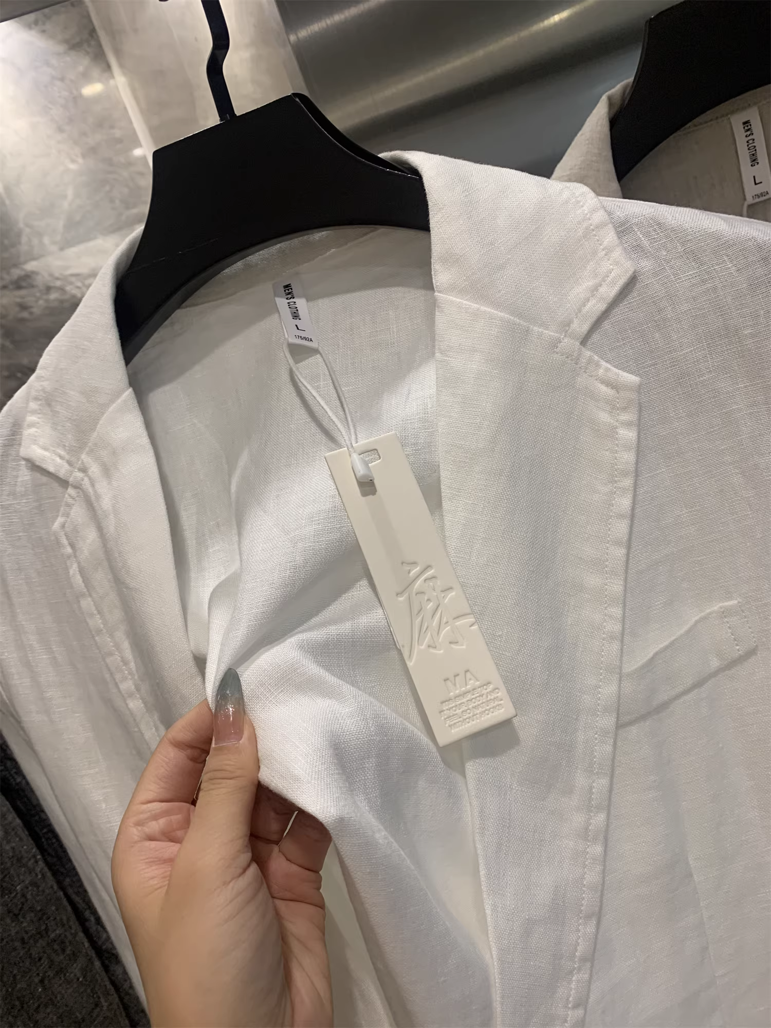 Don Quixote 100% vải lanh tự nhiên! Mát mẻ và thoáng khí! Áo khoác vest thường ngày thoáng khí, kiểu dáng mỏng dành cho nam.