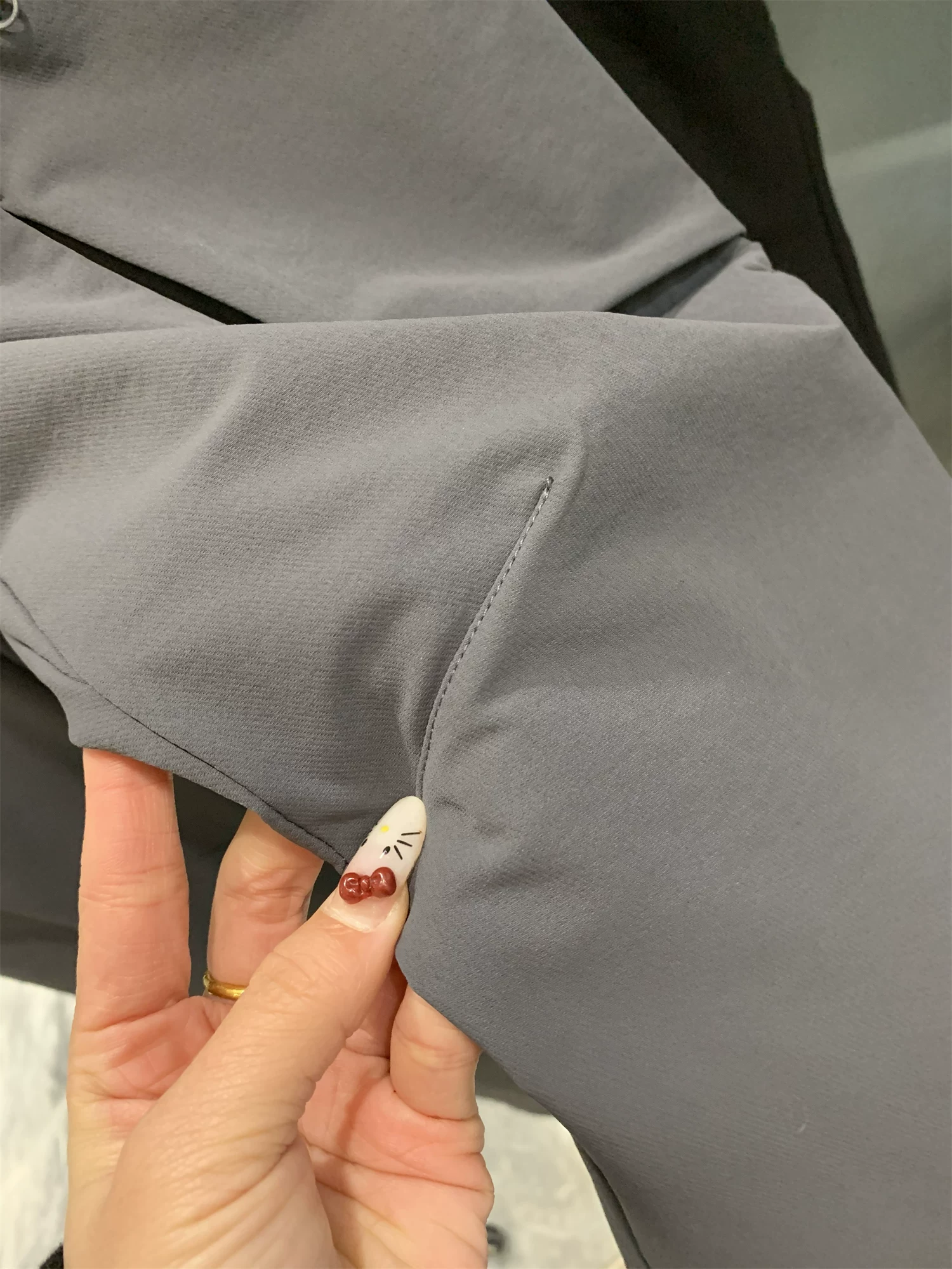 Don Quixote dày dặn và ấm áp với lớp lông vũ vịt! Quần đi bộ ngoài trời nhẹ, chống gió, kiểu dáng thường ngày.