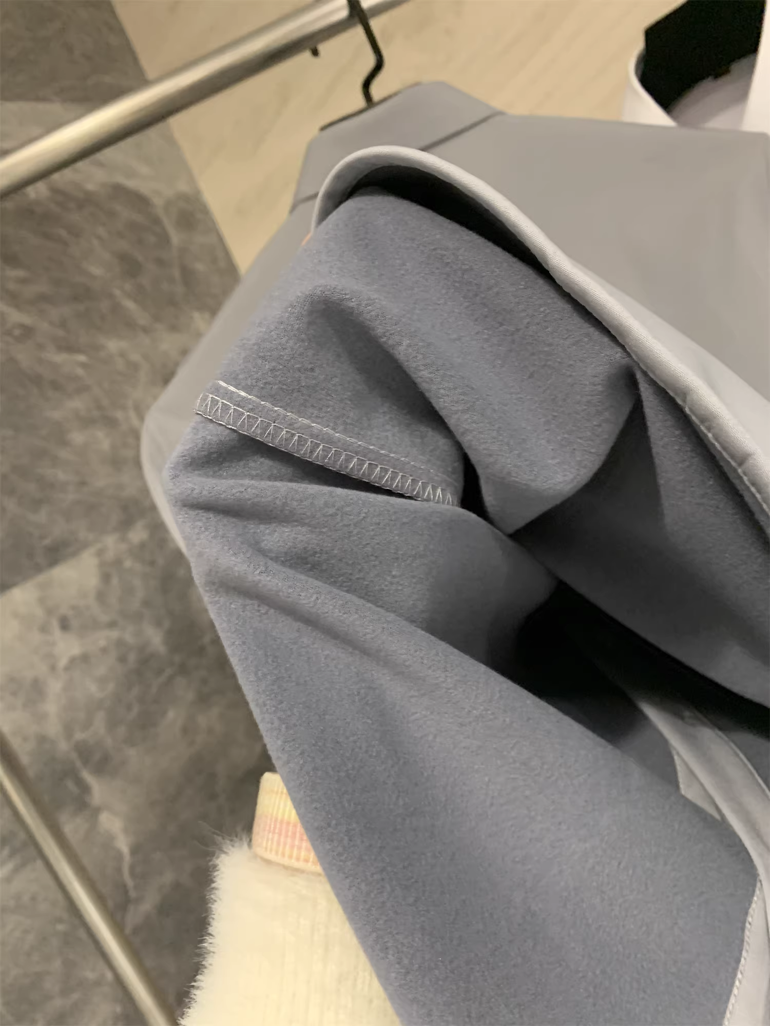 Don Quixote, chất lượng hàng đầu! Lót lông cừu và dày dặn! Áo sơ mi nam tay dài cổ trụ màu trơn đa năng, ấm áp mùa thu đông.