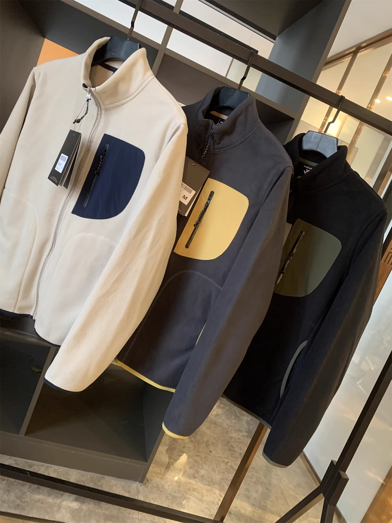 Áo khoác lông cừu nhẹ, ấm áp Don Quixote Zero Weight! Áo khoác lông cừu cổ đứng thời trang, phong cách thường ngày, dành cho nam