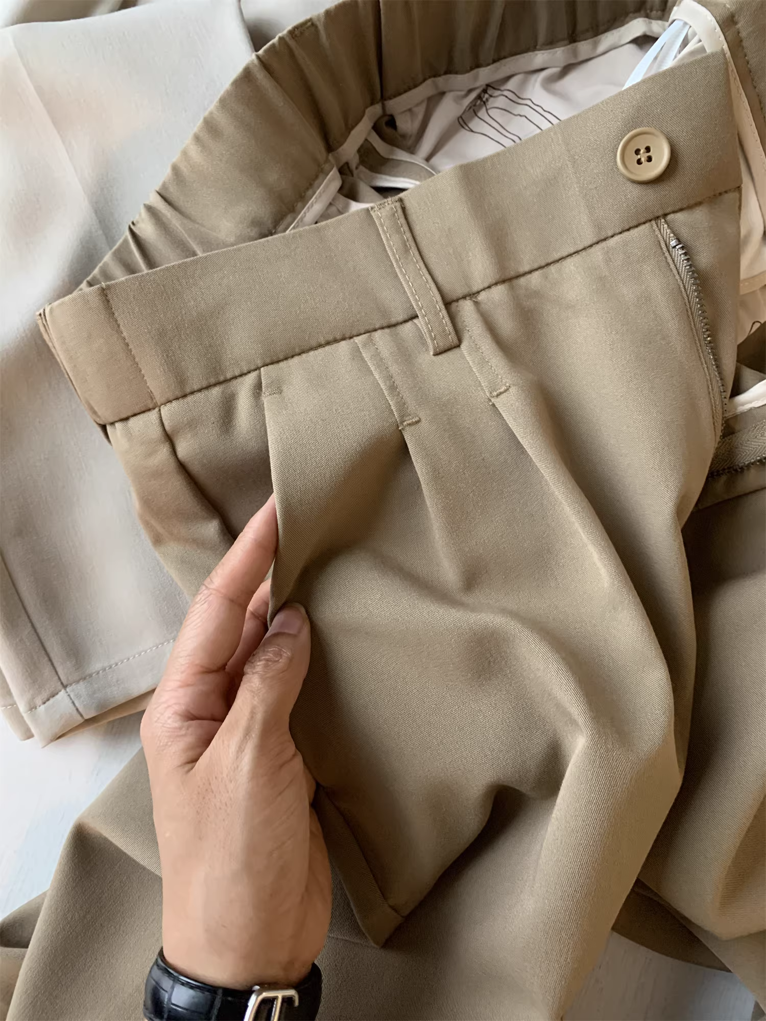 Phong cách nhà thiết kế Don Quixote! Thân thiện với làn da, chống nhăn, mềm mại! Quần âu nam đa năng, kiểu dáng thanh lịch, quần kaki nam.