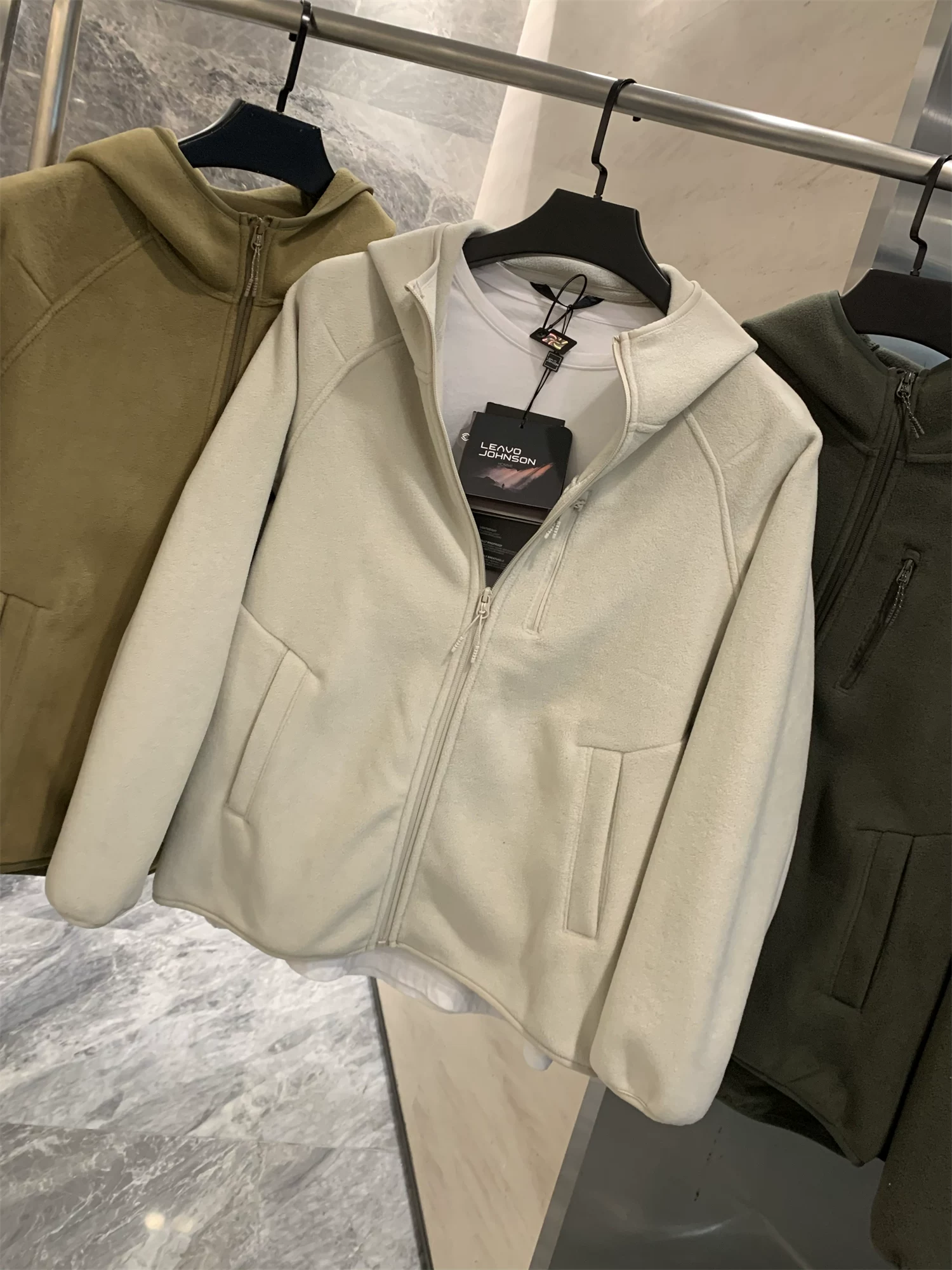 Don Quixote thuộc dòng LEAVO JOHNSON của Ý! Áo khoác dày có mũ trùm đầu bằng lông cừu có trọng lượng cao dành cho nam và nữ