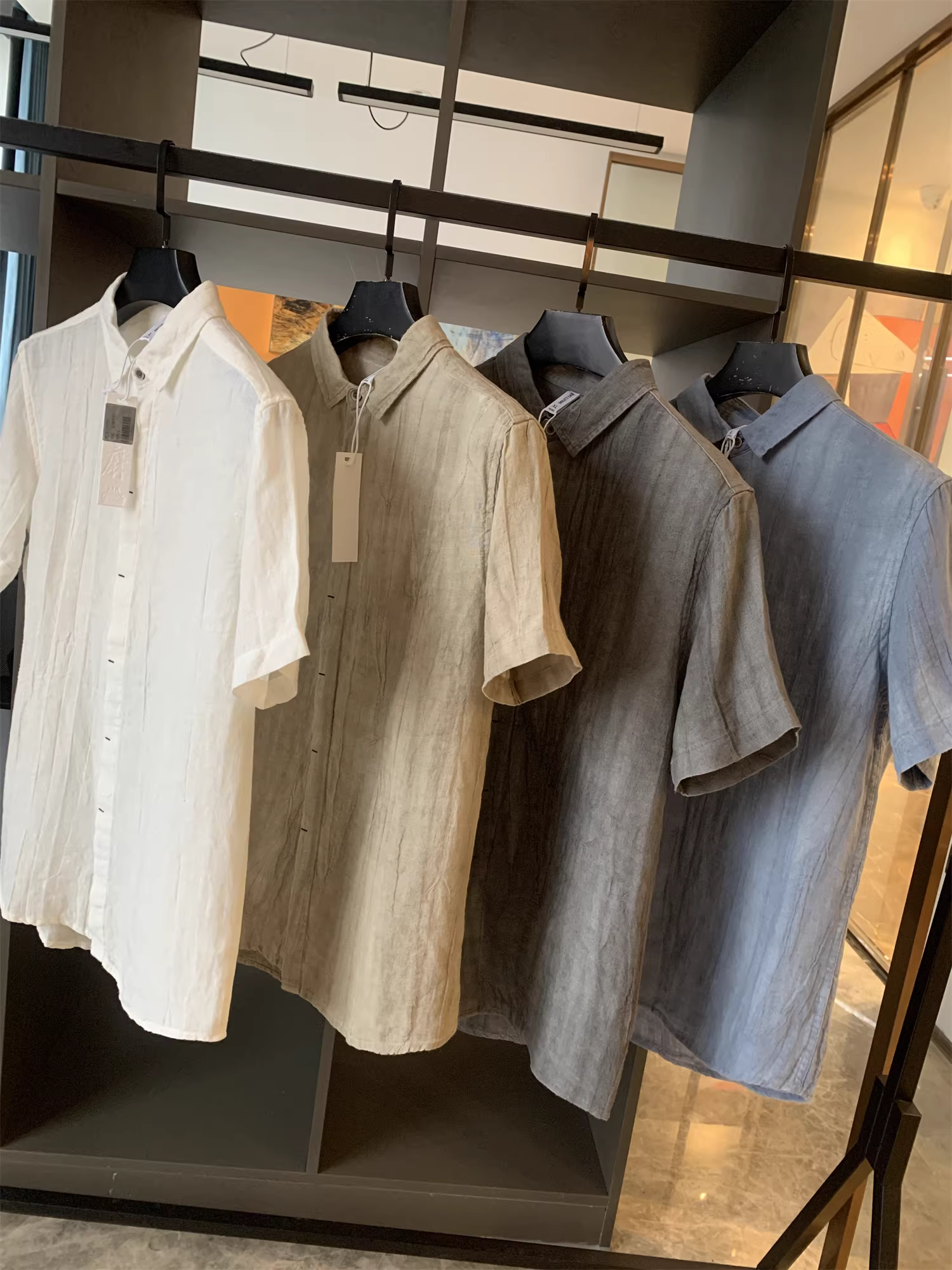 Don Quixote, một mùa hè mát mẻ! Chất liệu vải 100% như lanh! Áo sơ mi nam ngắn tay, có cổ, thấm hút mồ hôi và thoáng khí.