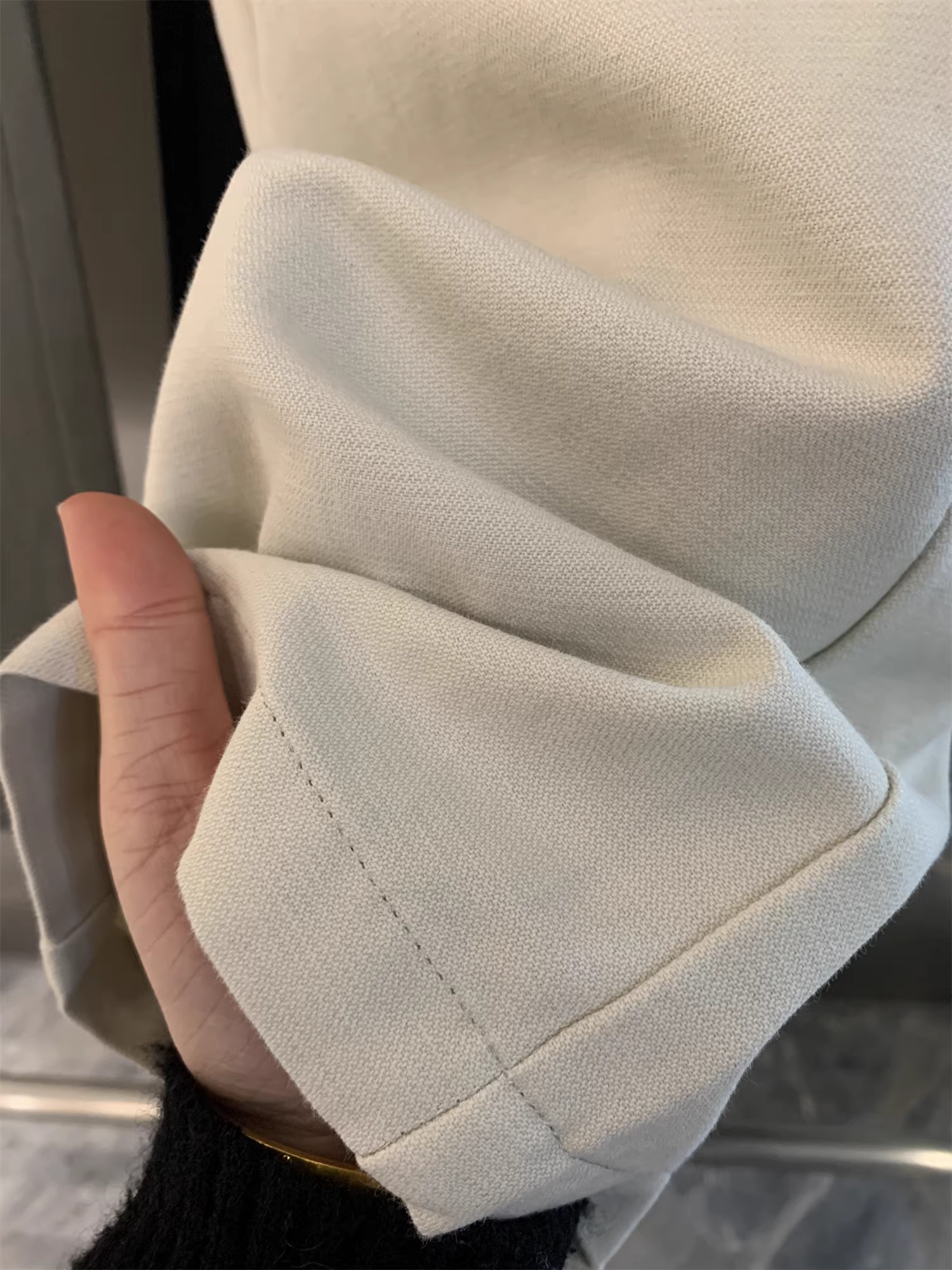 Vải lanh pha trộn được dệt thủ công Don Quixote! Xu hướng quần âu nam mới mùa xuân, nhẹ, thoáng khí, mềm mại và thân thiện với làn da.