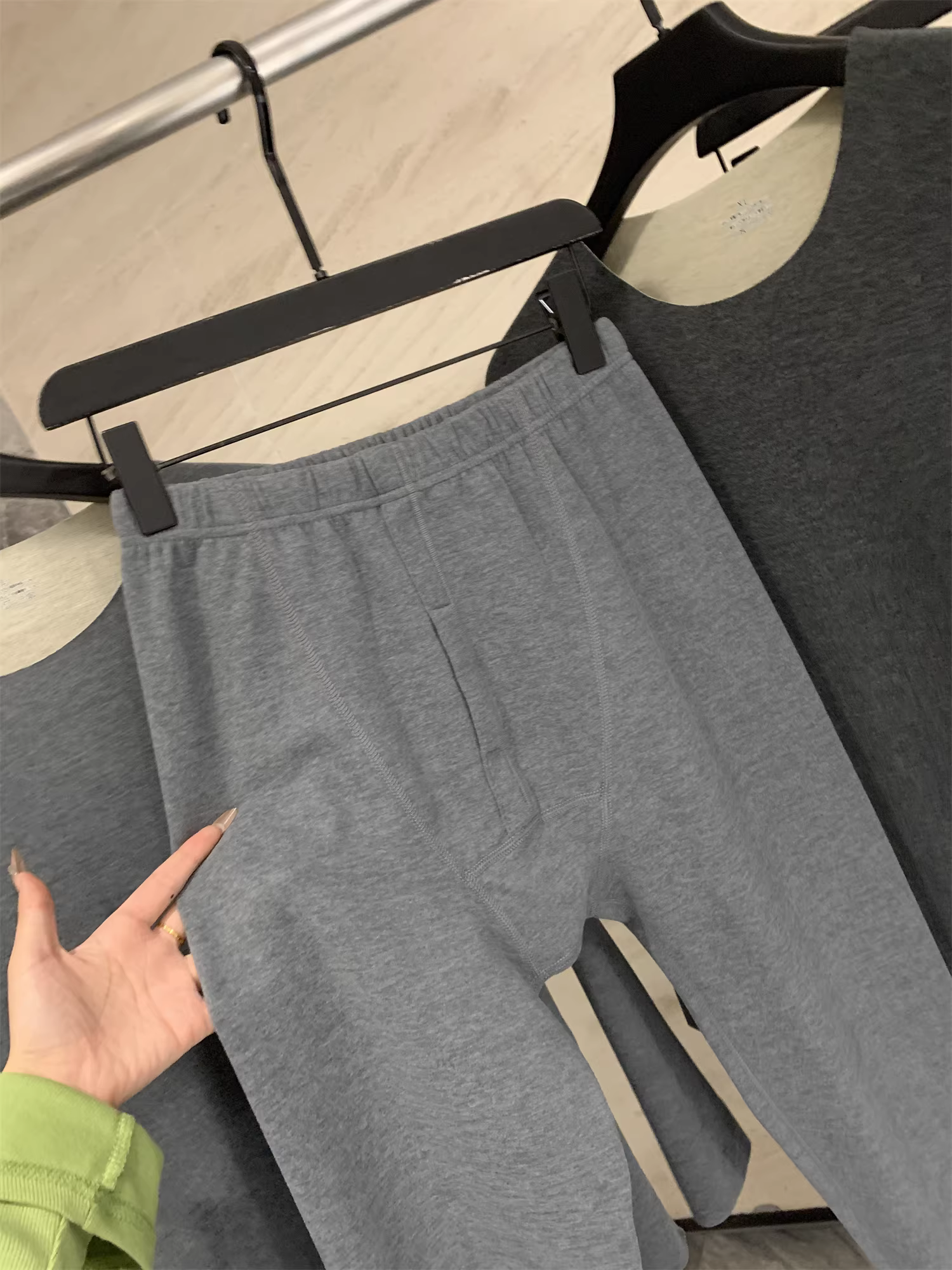 Don Quixote Mulberry Silk + Len cừu! Bộ đồ lót giữ nhiệt liền mạch, ấm áp và nhẹ cho nam mùa thu đông