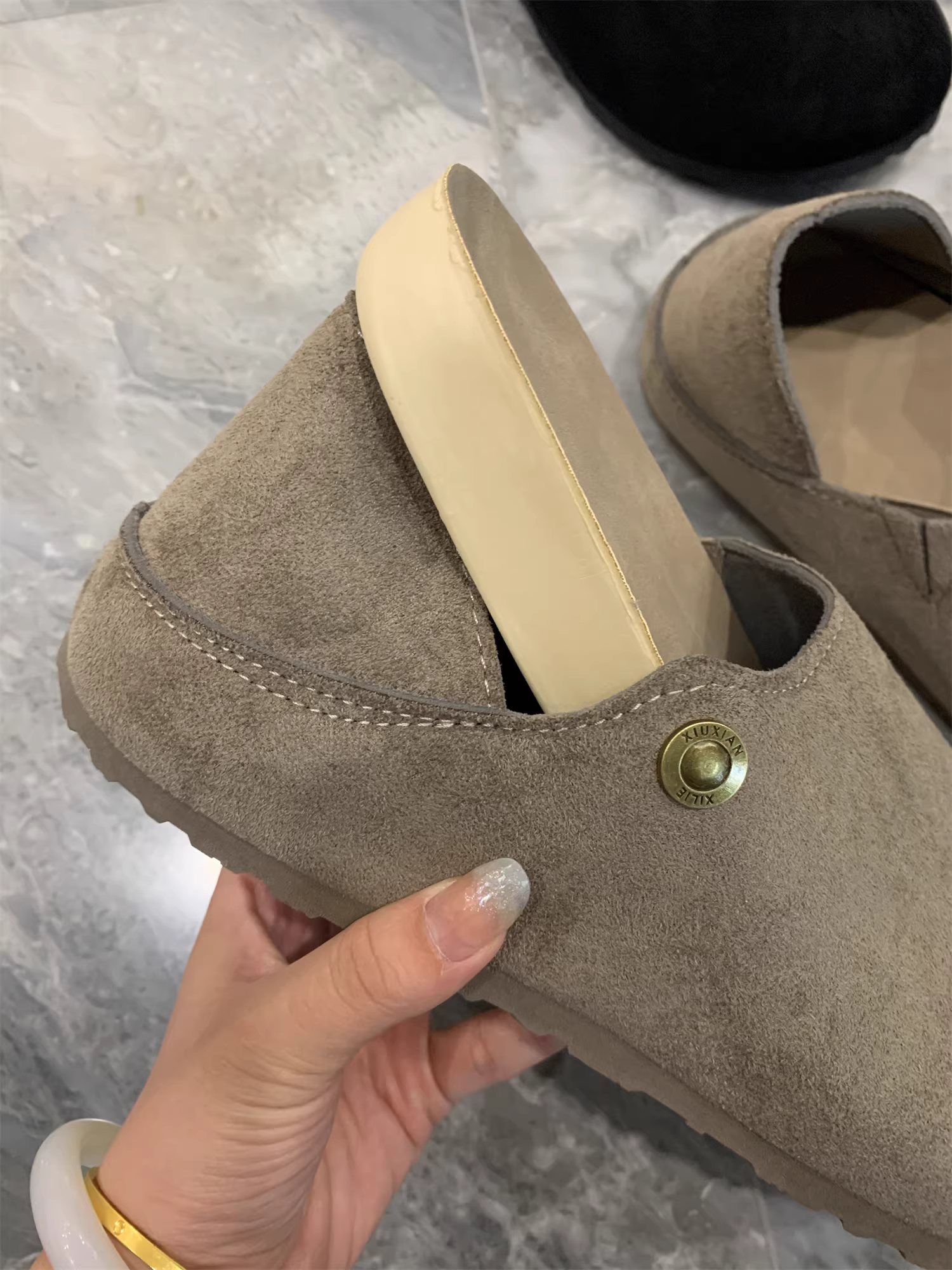 Don Quixote, một đôi giày, hai cách để mang! Giày Birkenstock kiểu dáng cổ điển, chất liệu da lộn nhẹ, chống trơn trượt, kiểu lười dành cho nam.