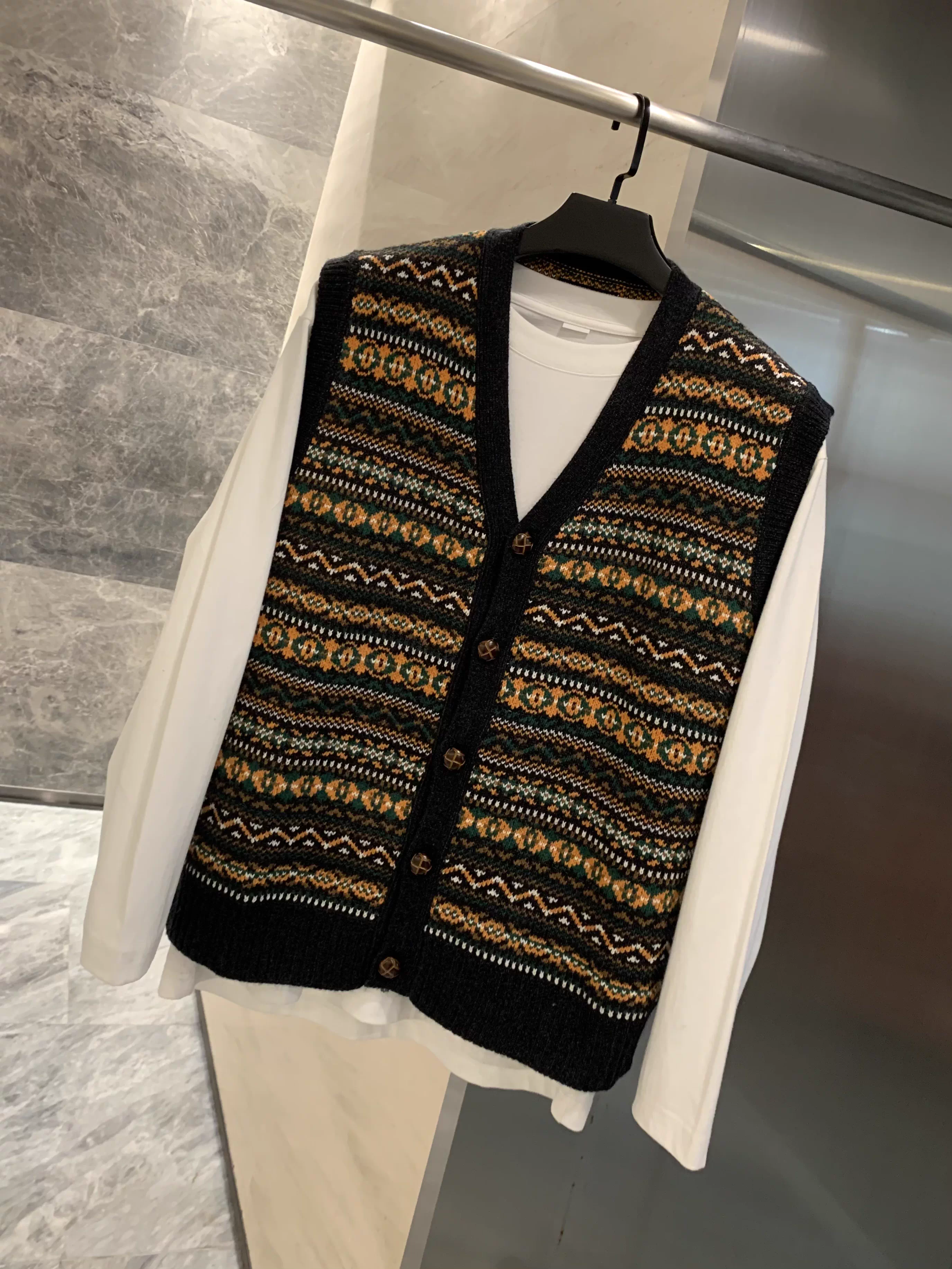 Áo len cardigan cổ V nam phong cách dân tộc cổ điển Don Quixote! Chất liệu len cừu pha + kỹ thuật dệt jacquard!