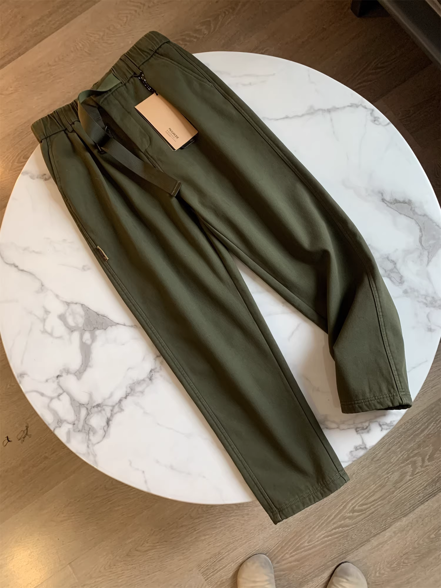 Quần áo bảo hộ lao động kiểu Nhật Don Quixote! Có lớp lót lông cừu và dày dặn! Quần công sở ống đứng co giãn mùa thu đông có dây lưng tích hợp dành cho nam.