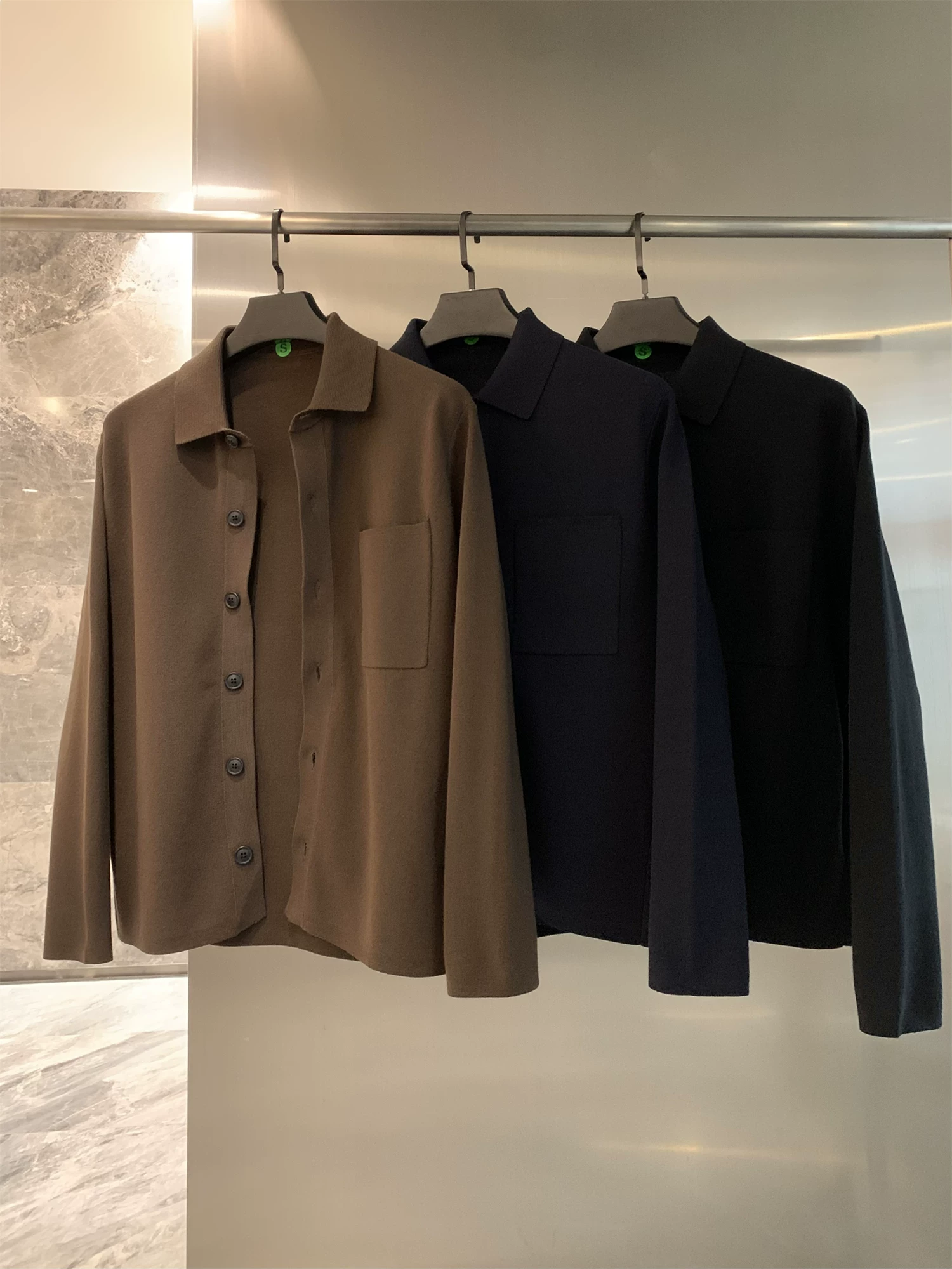 Don Quixote theo phong cách Nhật Bản! Áo khoác cardigan kiểu áo len dệt kim nam mùa xuân thu kiểu dáng thời trang