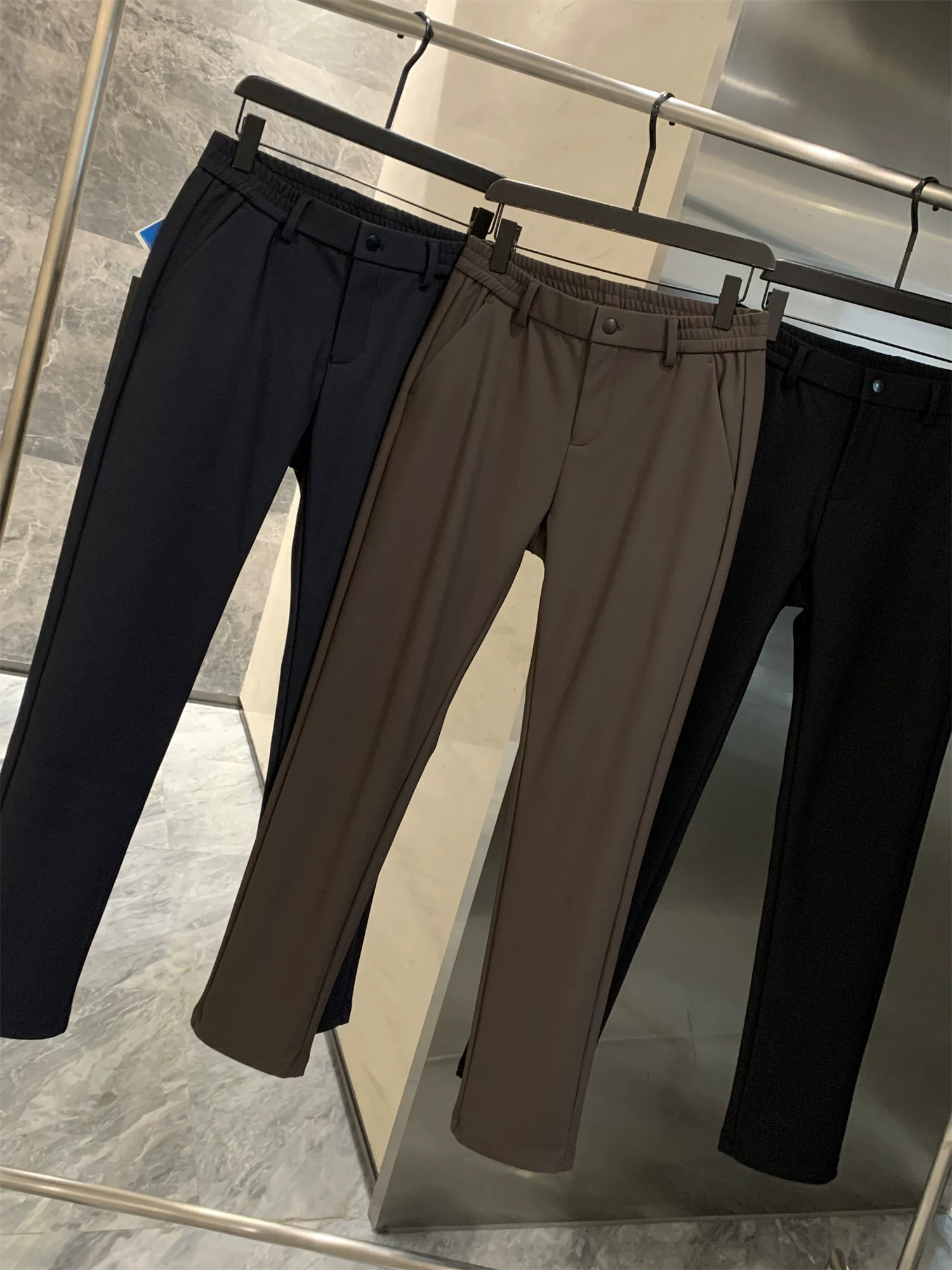 Công nghệ đen bốn khả năng chống chịu của Don Quixote! Lớp lót bằng chất liệu len pha! Quần âu ống đứng mùa thu đông dành cho nam.