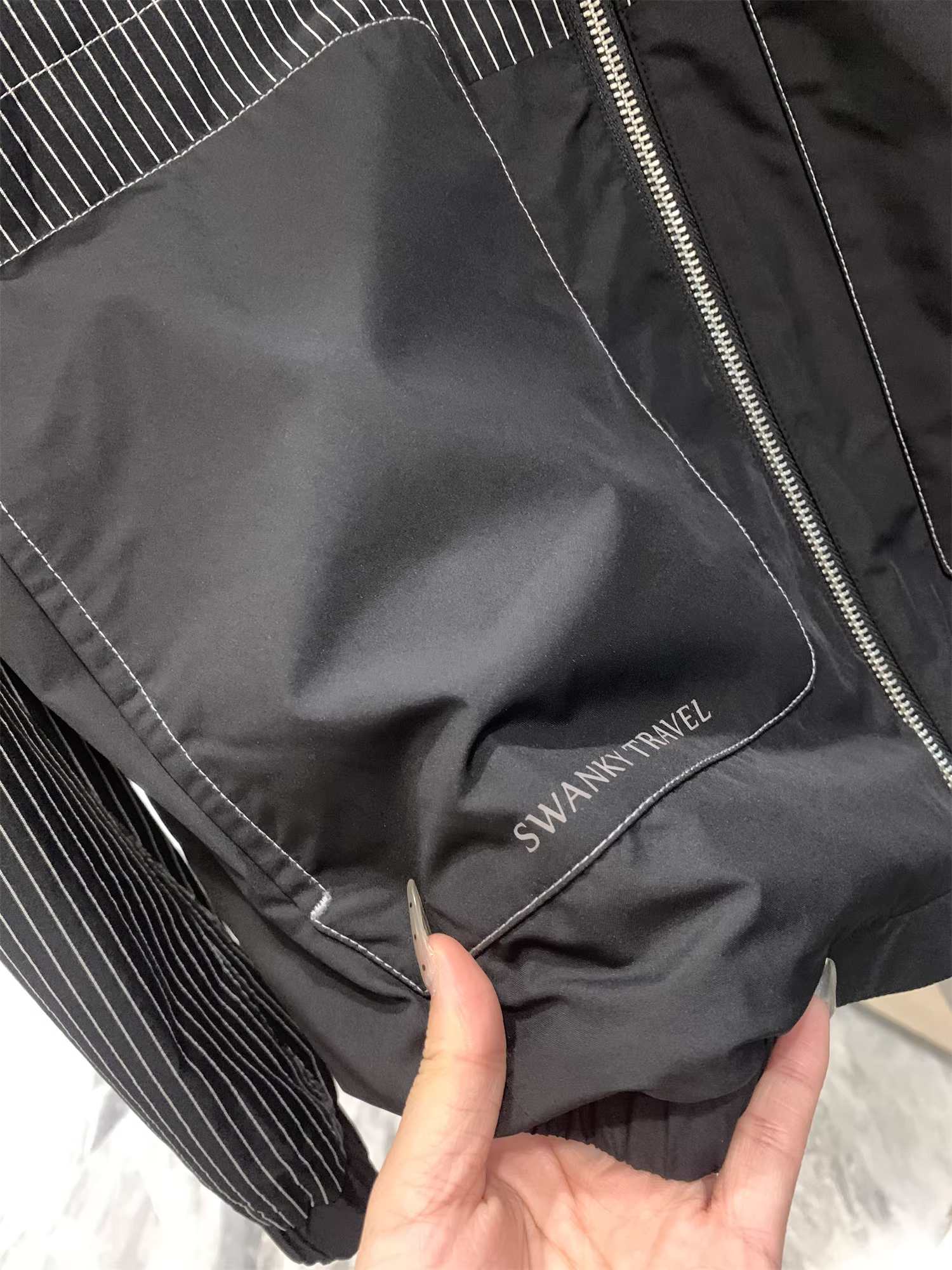 Ưu đãi dành cho gia đình Don Quixote H! Dòng sản phẩm có thể đảo ngược cổ điển! Áo khoác có mũ trùm đầu thông thường dành cho nam mùa xuân và mùa thu hợp thời trang