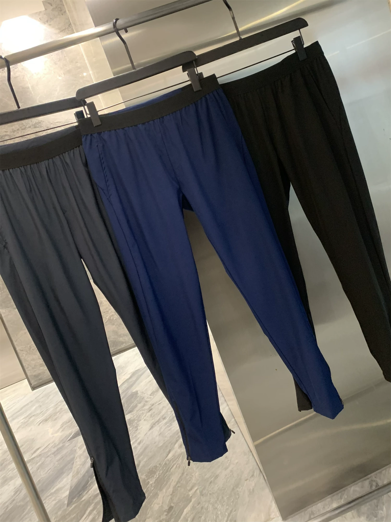 Chuỗi bài tập chạy bộ Don Quixote! Huấn luyện toàn diện chuyên nghiệp ngoài trời! Quần thể thao eo co giãn thoáng khí, chất liệu thun co giãn