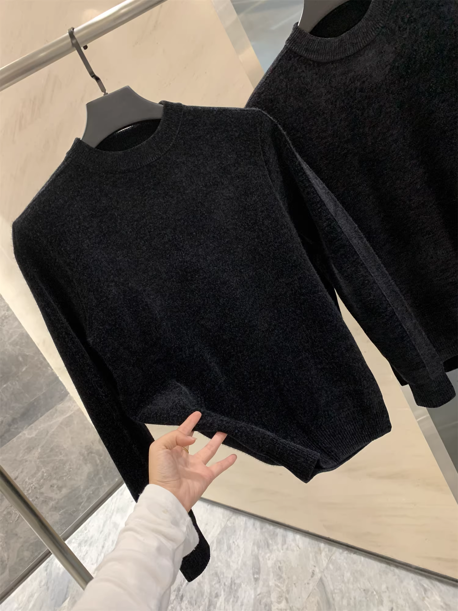 Áo len nam Don Quixote Chenille! Có lớp lót lông cừu và dày dặn! Áo len dệt kim nam mùa thu đông, áo len cổ tròn đa năng.