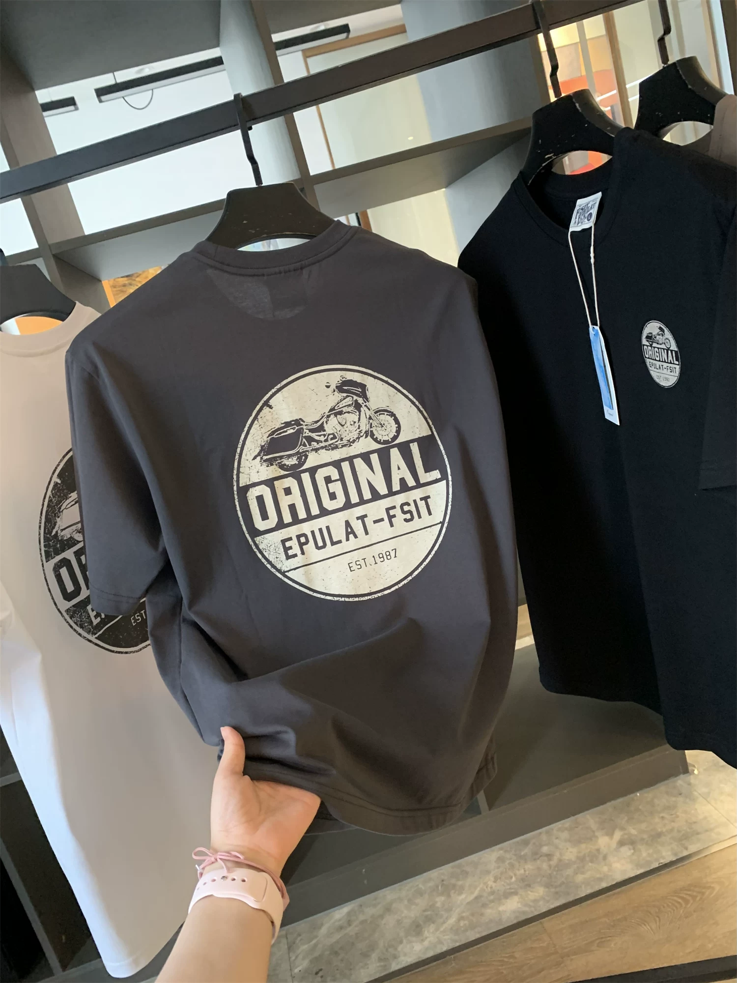 Don Quixote Technology Vải mát mẻ! In cổ điển! Áo thun nam ngắn tay cổ tròn thoáng khí thoải mái mùa hè