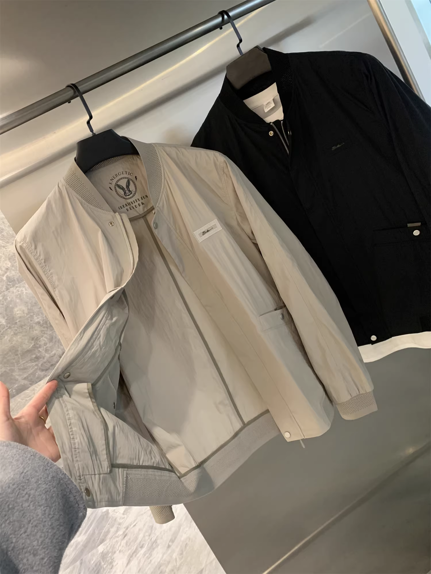 Don Quixote Ưu đãi hấp dẫn! Kết cấu hơi nhăn như bánh ngọt! Áo khoác nam cổ bóng chày dệt kim kiểu giản dị