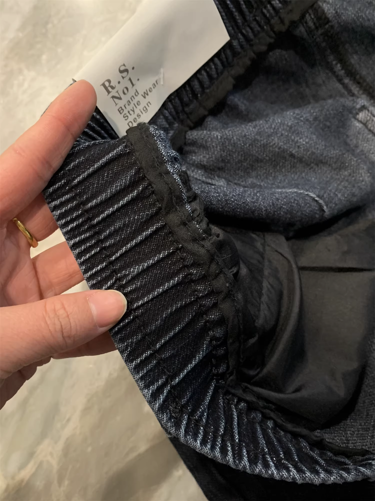 Quần jean nam Don Quixote ODM, sản phẩm độc quyền! Mẫu mới Xuân/Hè, chất liệu dày dặn, mềm mại, lưng thun co giãn, kiểu dáng thời trang, thoải mái.