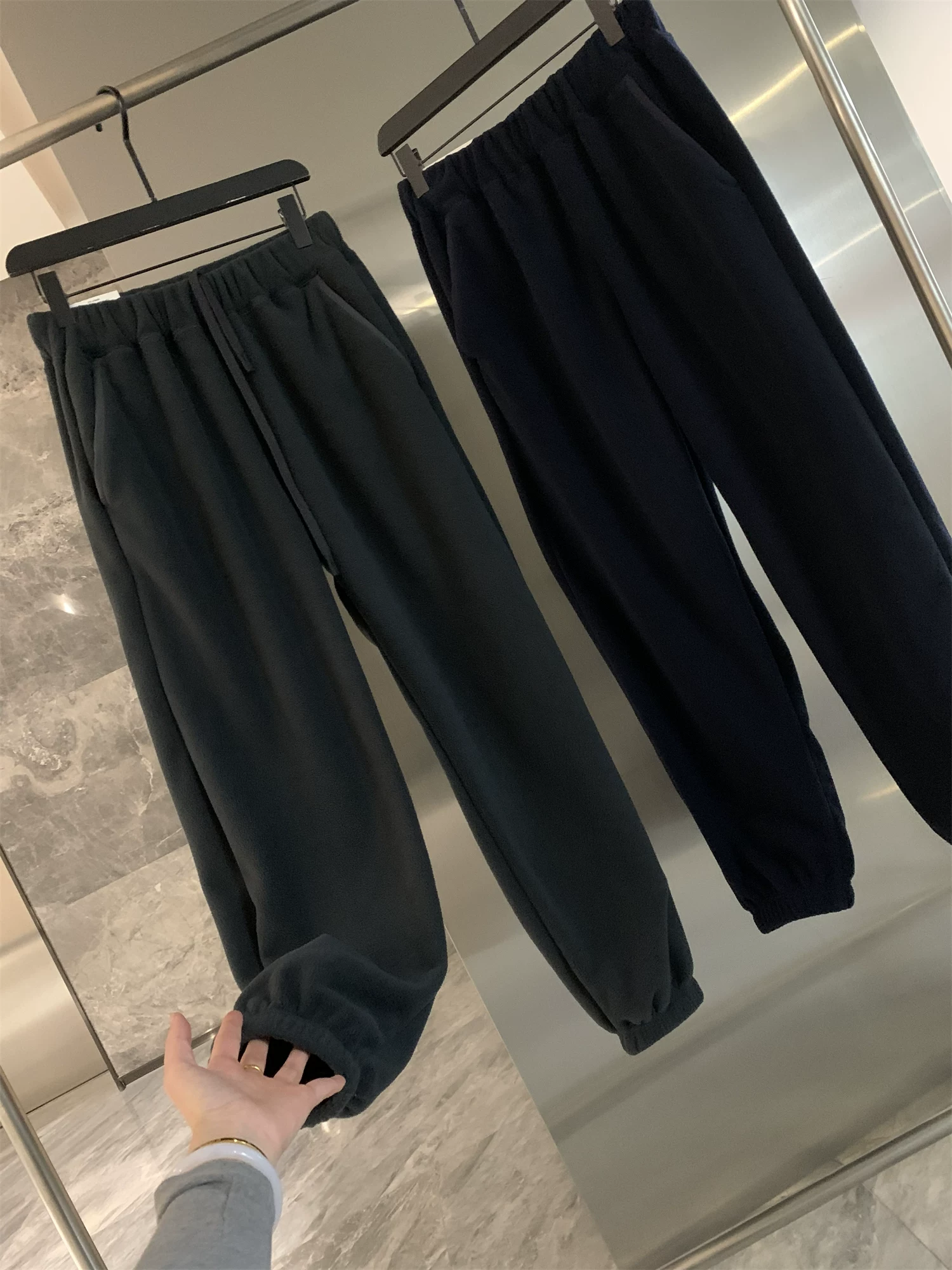 Don Quixote phong cách Nhật Bản dòng U! Lông cừu hai mặt! Quần jogger giữ ấm ngoài trời mùa thu đông dành cho nam.