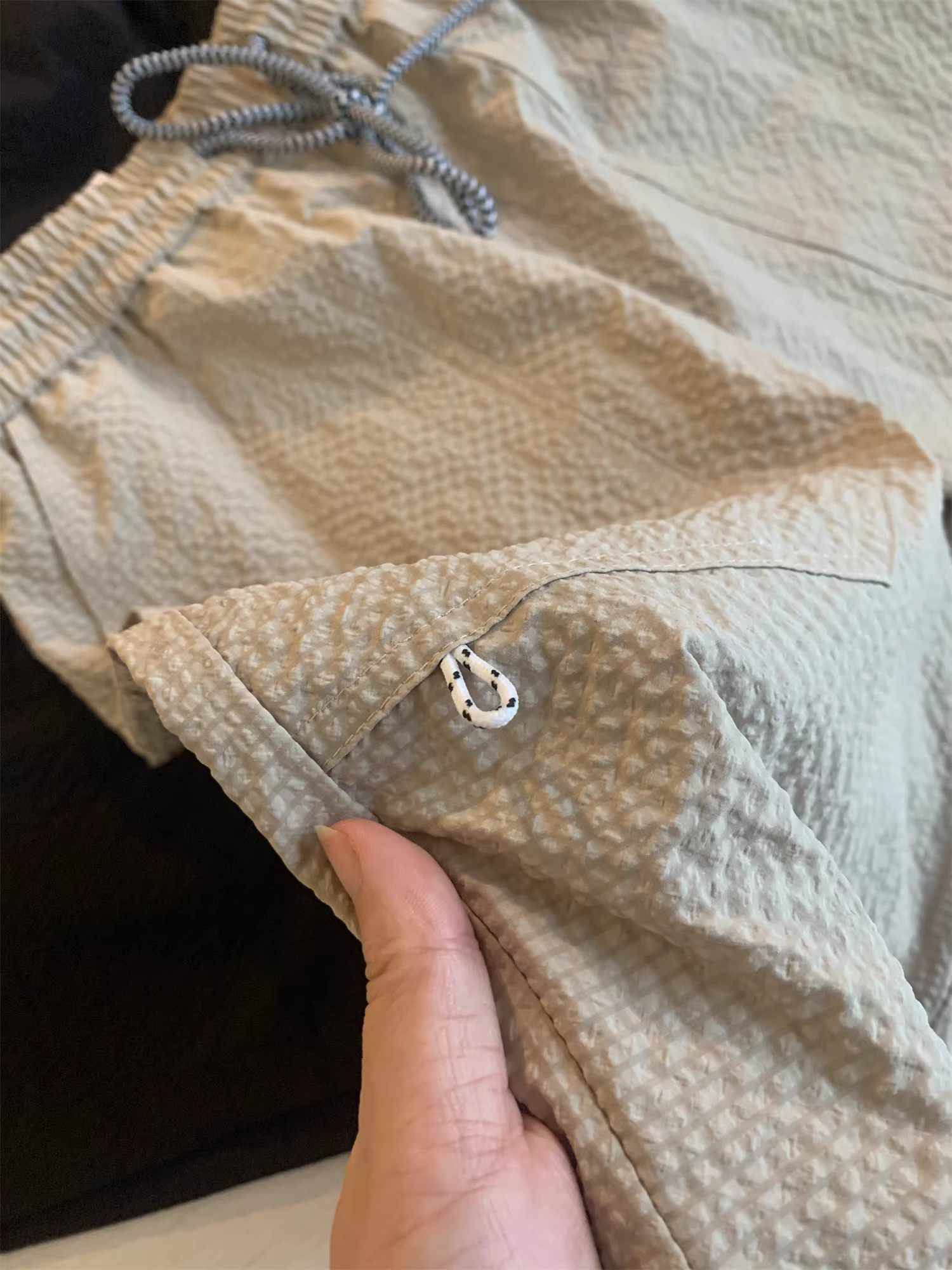 Đảo Don Quixote - Đặc sản! Quần short nam mùa hè co giãn, nhanh khô, thoáng khí, không thấm nước! Quần short năm điểm, kiểu dáng thời thượng.