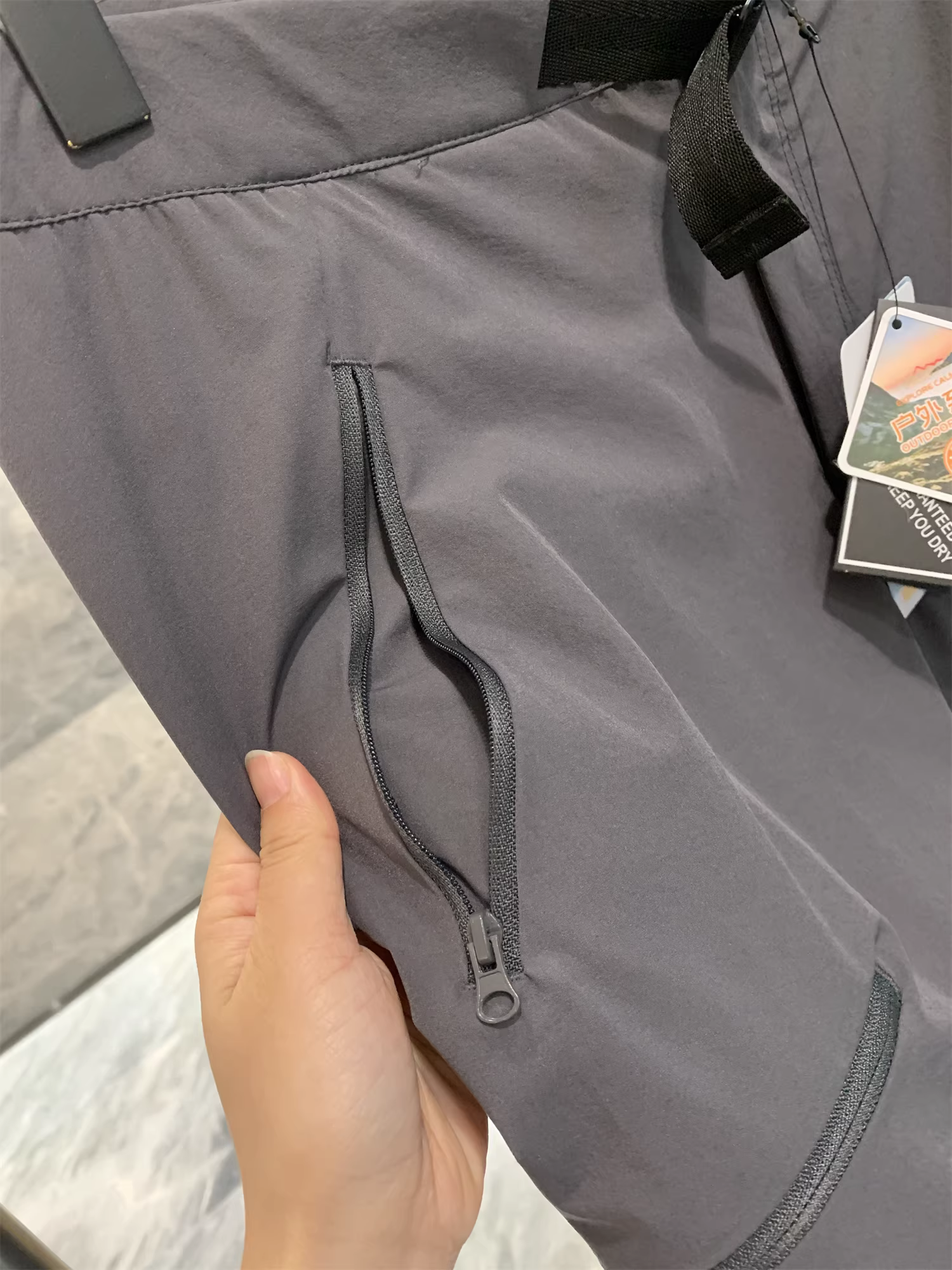 Quần tối thượng của Don Quixote! Quần thường ngày ngoài trời, nhanh khô, co giãn, thoáng khí, may kiểu 3D, túi được may kín.