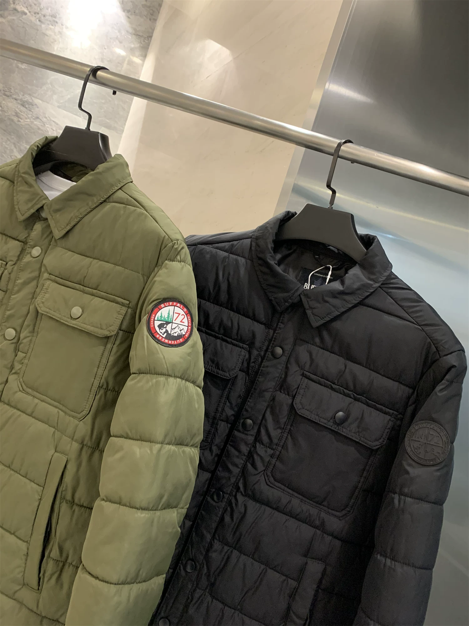 Don Quixote: Đồ tìm kiếm hiếm có! Đồ dùng ngoài trời phong cách núi châu Âu! Áo khoác cotton nhẹ, ấm và chống gió dành cho nam giới trong mùa thu và mùa đông.