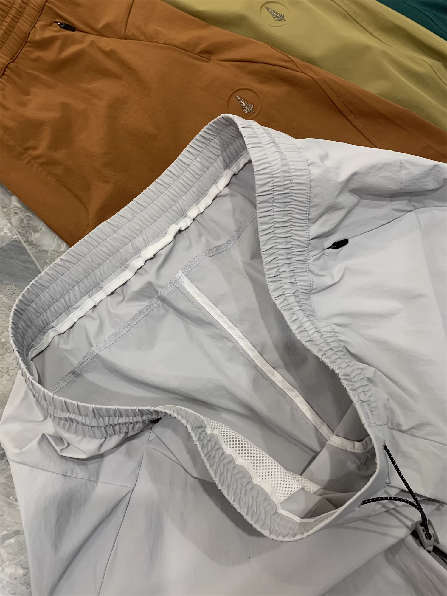 Don Quixote, yếu tố V châu Âu! Công nghệ đen như băng! Cắt ba chiều 3D! Quần short thể thao nhanh khô, dán ngoài trời.