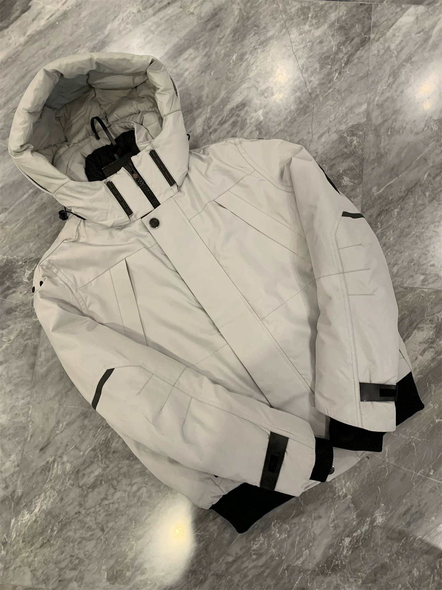 Don Quixote Canada Chunyuan! Quy trình cán màng + cổ áo đứng có thể tháo rời, áo khoác cotton dày và ấm áp.