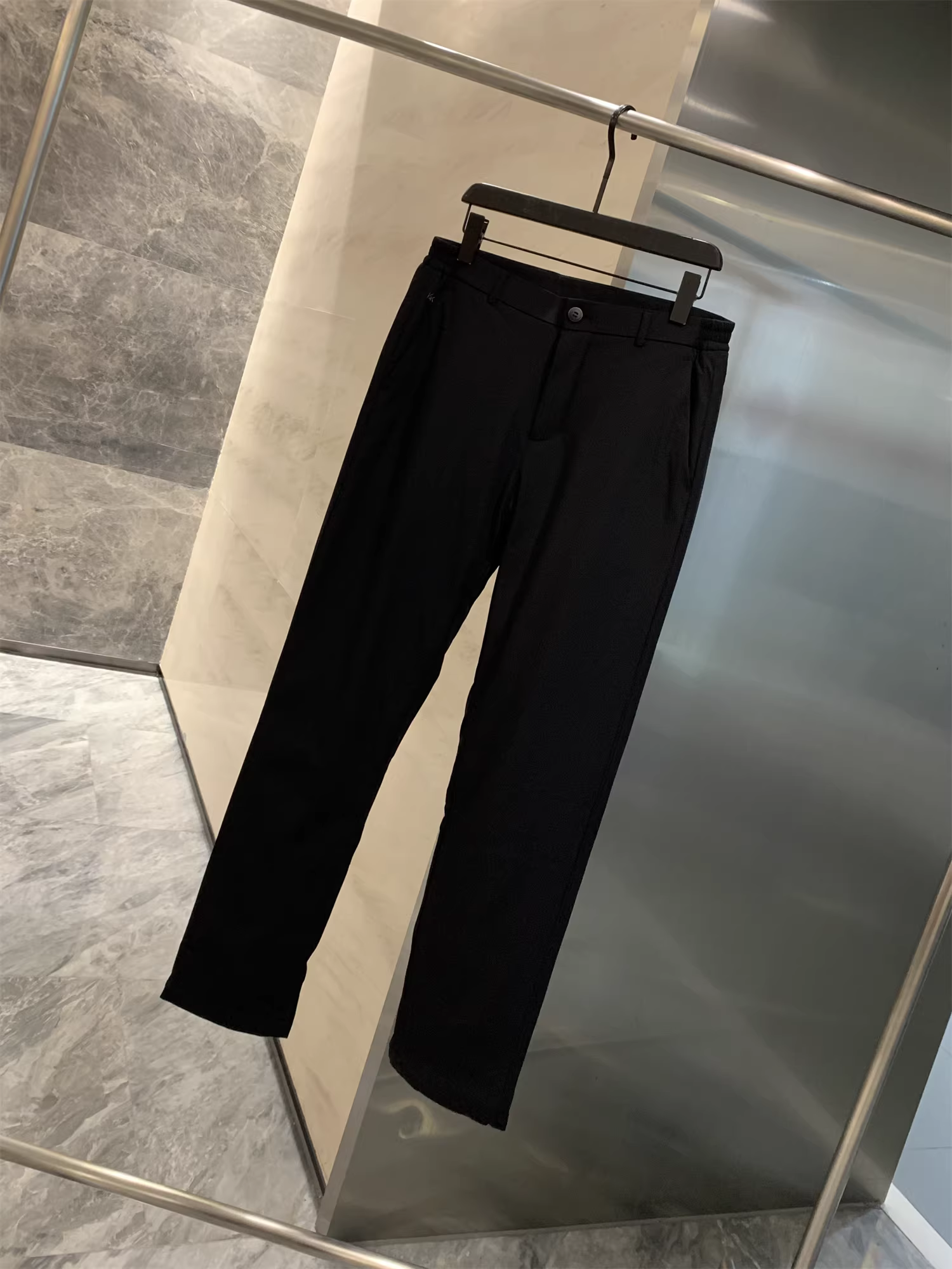 Don Quixote 90% lông vịt! Quần tây nam mùa đông dày dặn, ấm áp, dáng thẳng, phong cách thường ngày, lịch sự.