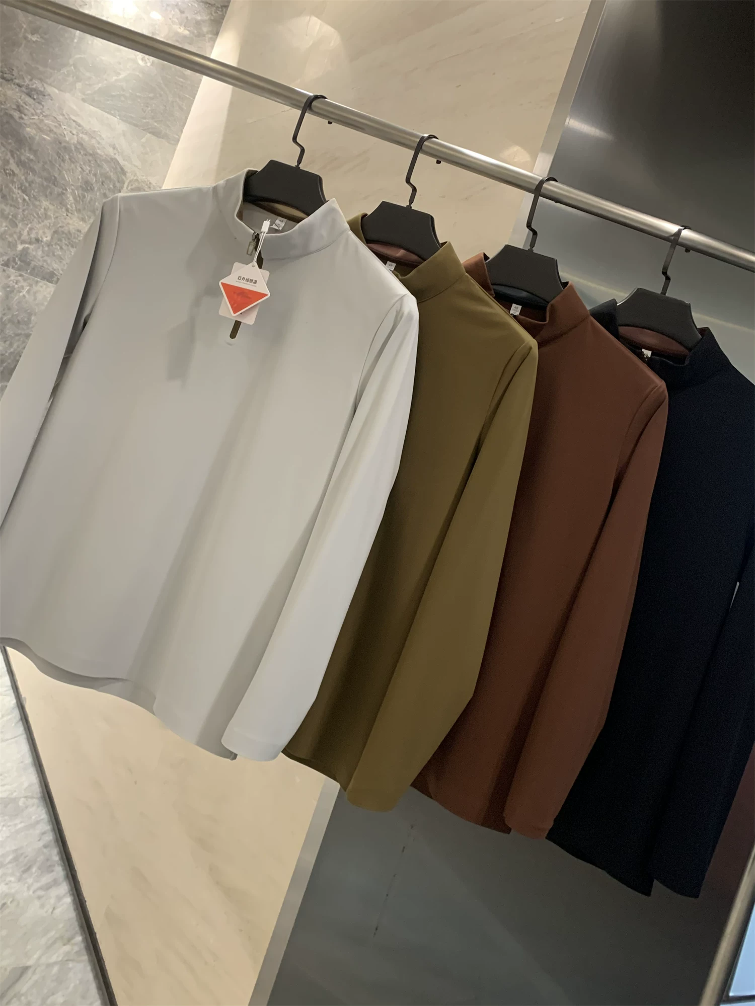 Áo len lông cừu ấm áp thân thiện với da Don Quixote! Áo thun nam dài tay có khóa kéo nửa thân, co giãn, thoải mái, ấm áp, màu trơn, phong cách thường ngày dành cho mùa thu đông.