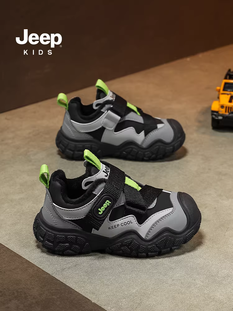 Giày trẻ em Jeep, giày thể thao bé trai, giày đi bộ ngoài trời chống trơn trượt, giày mùa đông mới 2025, giày giữ ấm lót bông đôi cho trẻ em