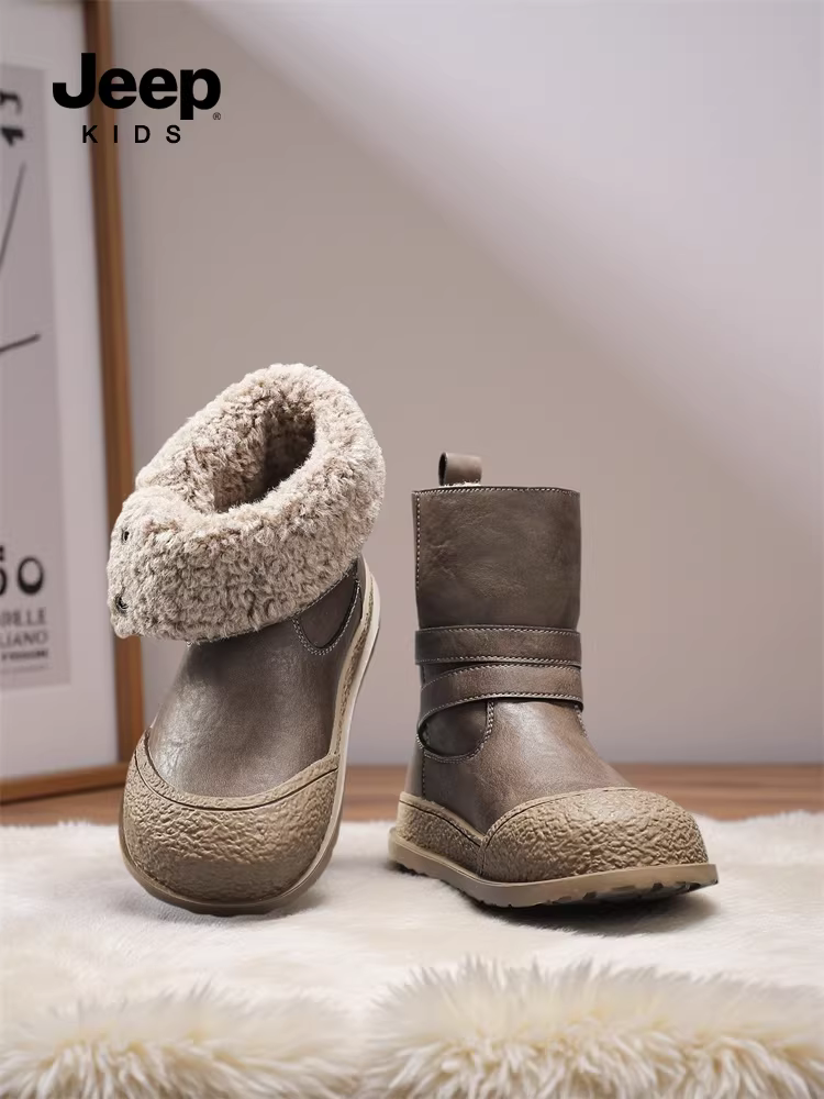 Giày bốt cotton trẻ em Jeep 2025 Giày bốt đi tuyết mùa đông mới dành cho trẻ lớn hơn, giày bốt ấm lót lông cừu, giày bốt bé trai