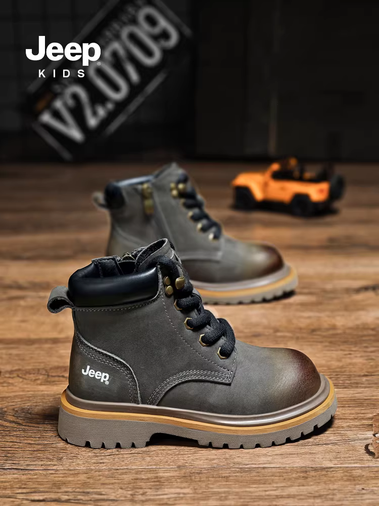 Giày bốt Martin lót lông mùa đông cho trẻ em Jeep, giày bốt màu vàng ấm áp, mẫu mới 2025, giày bốt thường ngày cho bé trai và bé gái lớn tuổi.