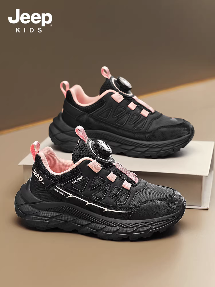 Giày trẻ em Jeep dành cho bé gái, giày cotton lót lông cừu, mẫu mới mùa đông 2025, giày thể thao trẻ em, giày da mùa thu đông màu đen cho bé trai.