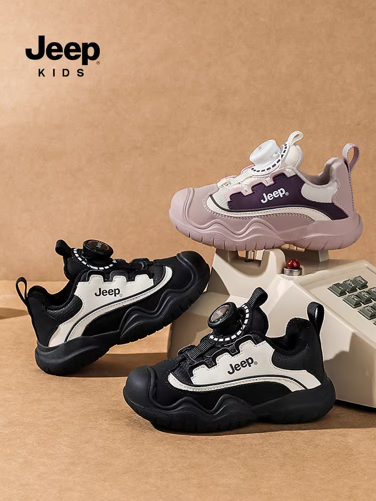 Giày trẻ em Jeep mùa đông 2024, giày thể thao trẻ em mới có khóa xoay, lót lông cừu giữ ấm, giày cotton đôi cho mùa thu đông.