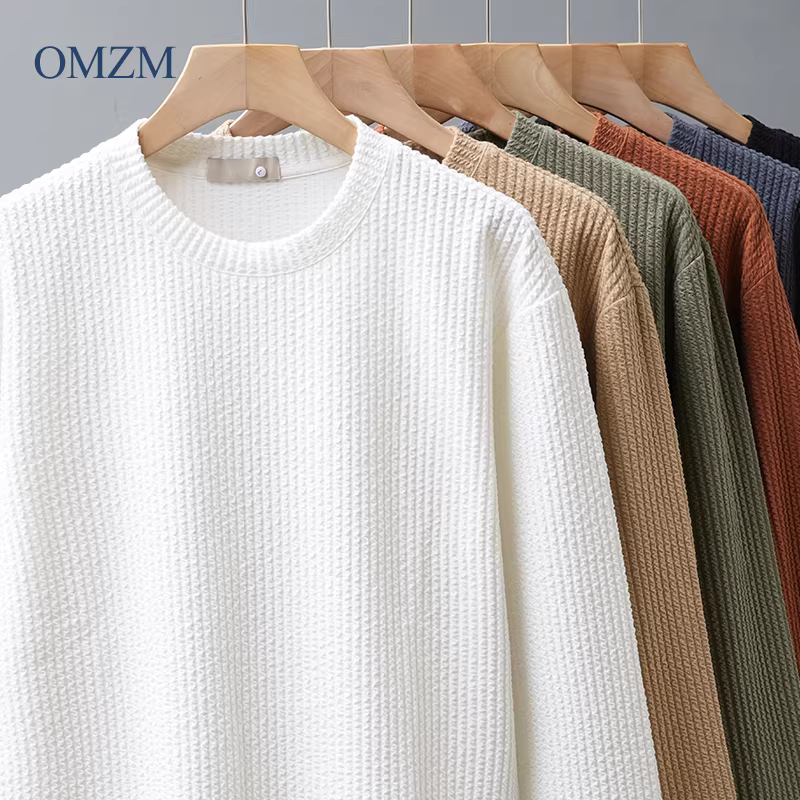 Áo thun nam OMZM chất liệu dày dặn tay dài, áo sweatshirt cổ tròn rộng rãi mùa thu 2024, áo lót màu trắng tinh khiết.