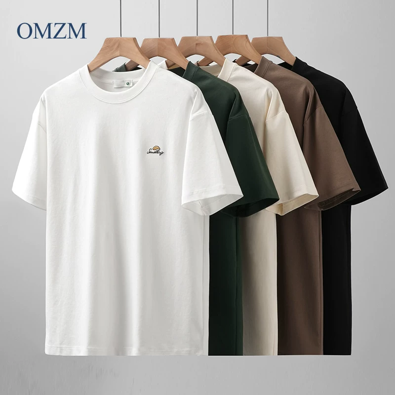 OMZM Áo thun ngắn tay bằng vải lụa mát mẻ kiểu Mỹ dành cho nam, áo thun cổ tròn dáng rộng in họa tiết mùa hè thêu theo xu hướng thương hiệu